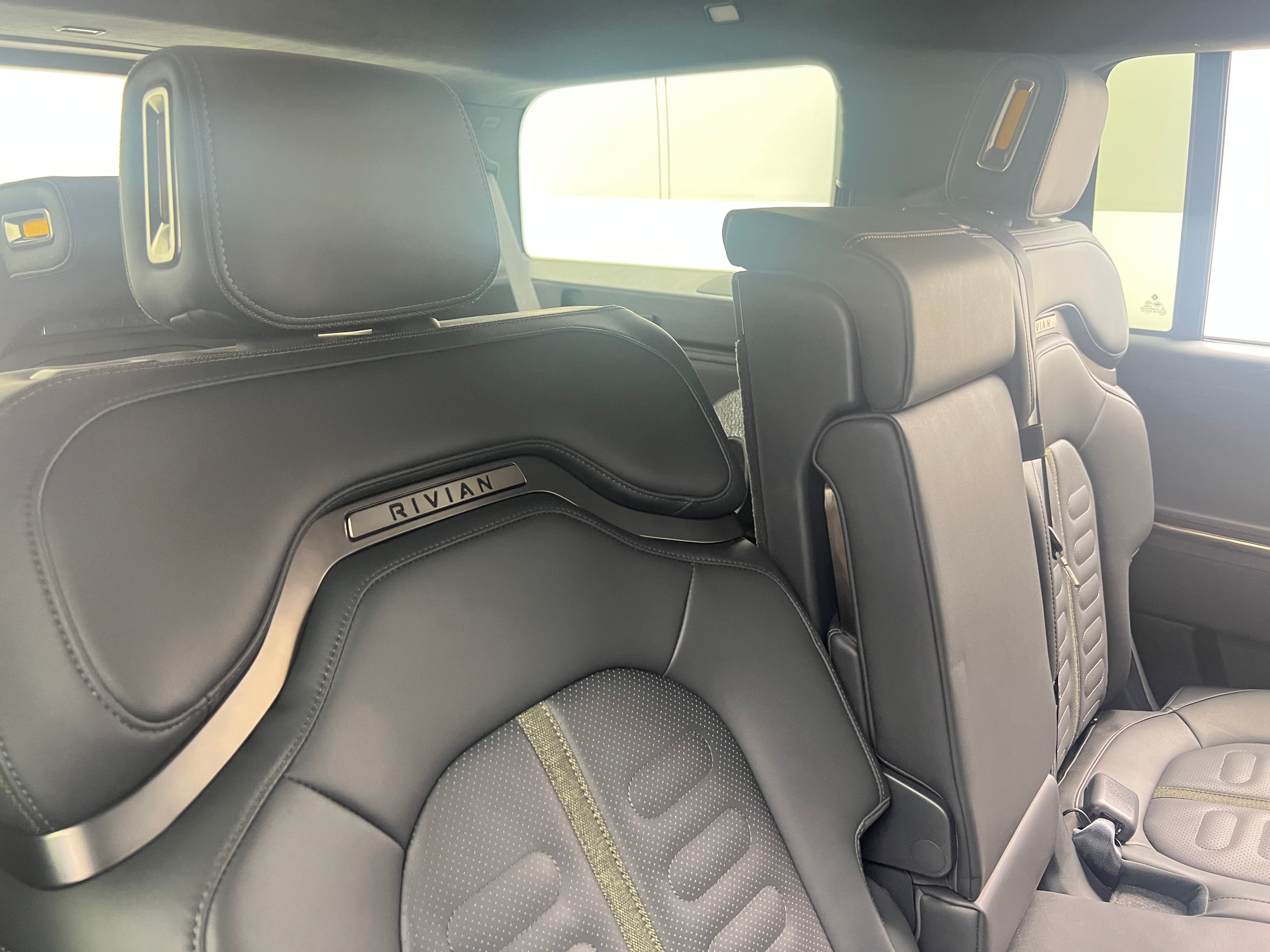 2023 Rivian R1S Adventure 6