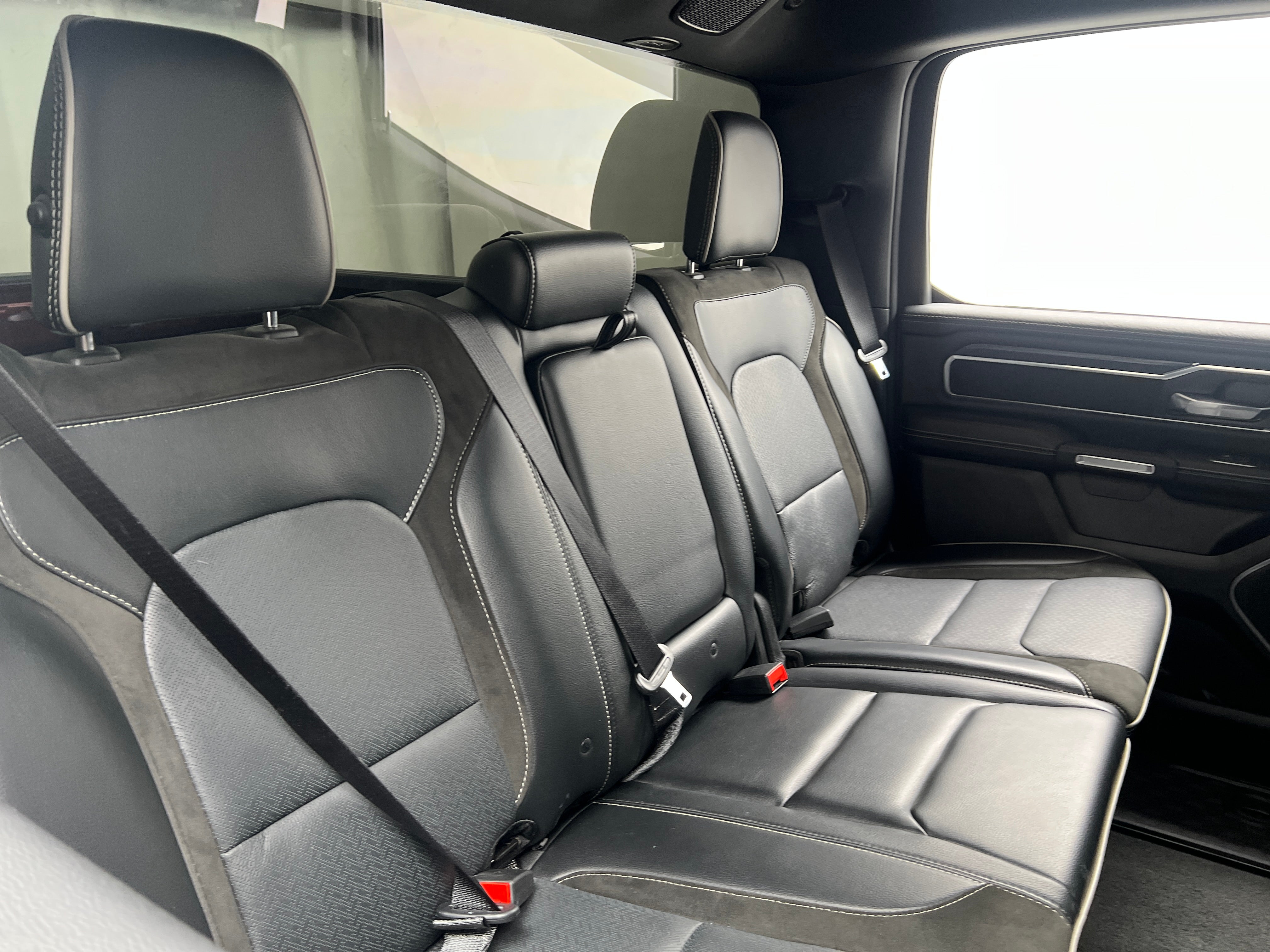 2024 RAM 1500 Laramie 5