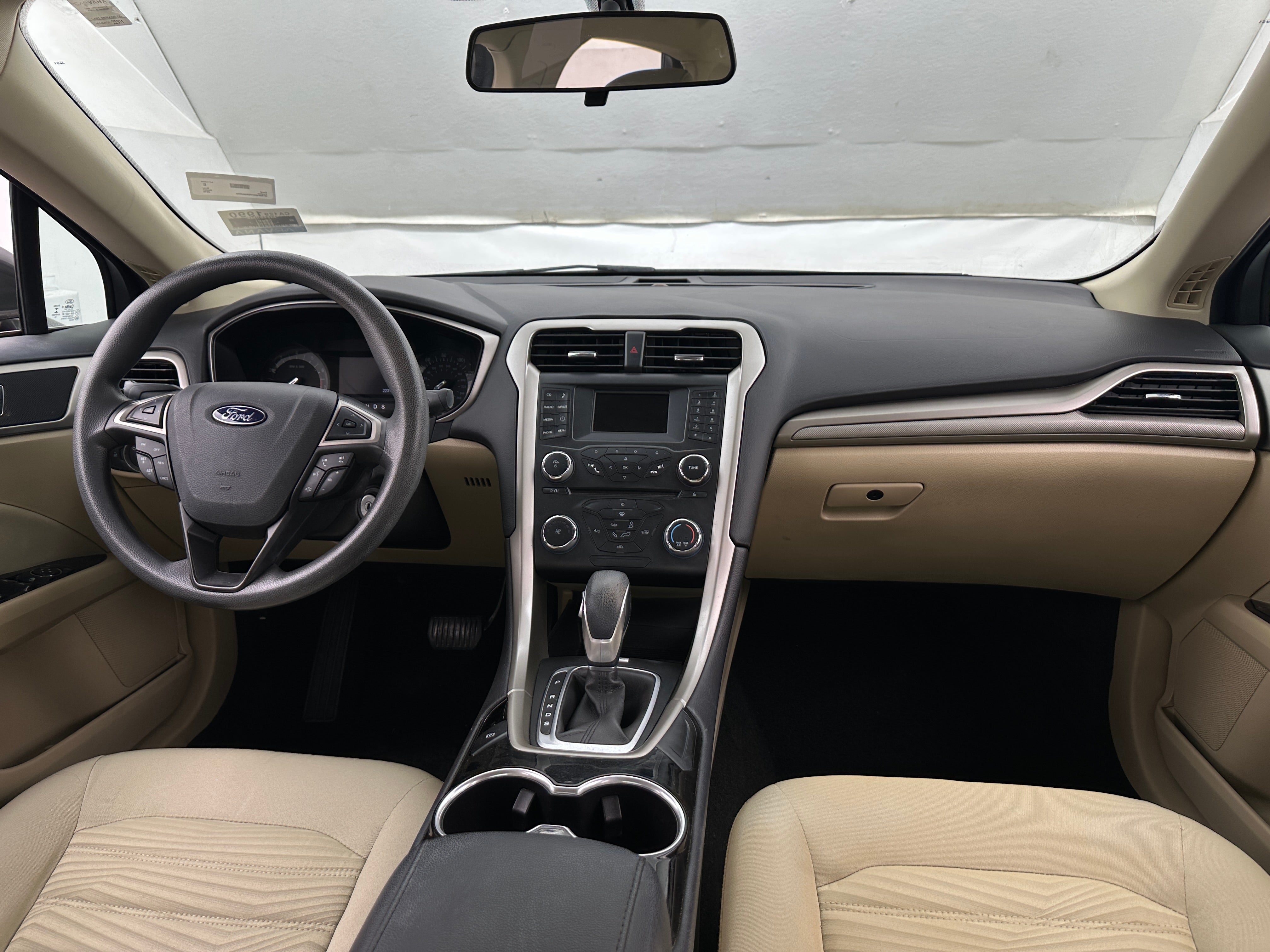 2016 Ford Fusion SE 3
