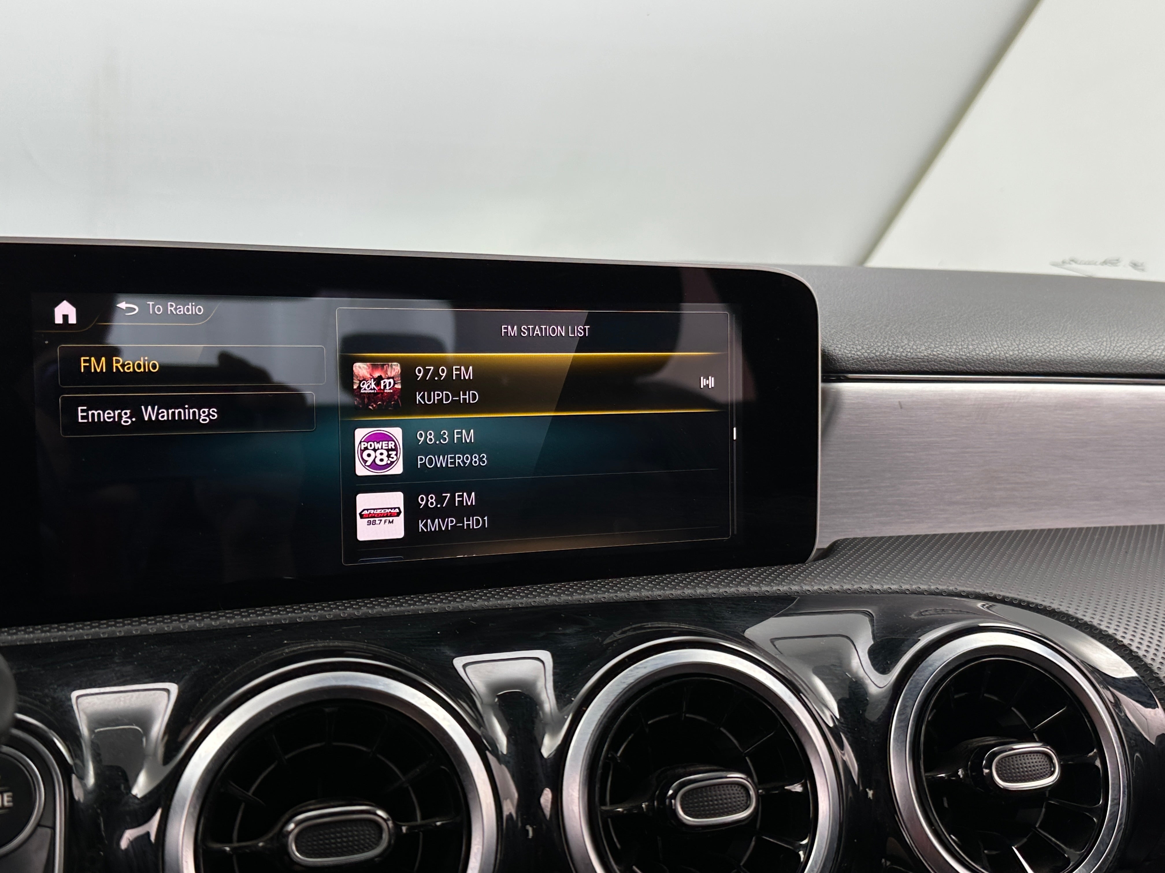 2020 Mercedes-Benz A-Class A 220 4MATIC 3