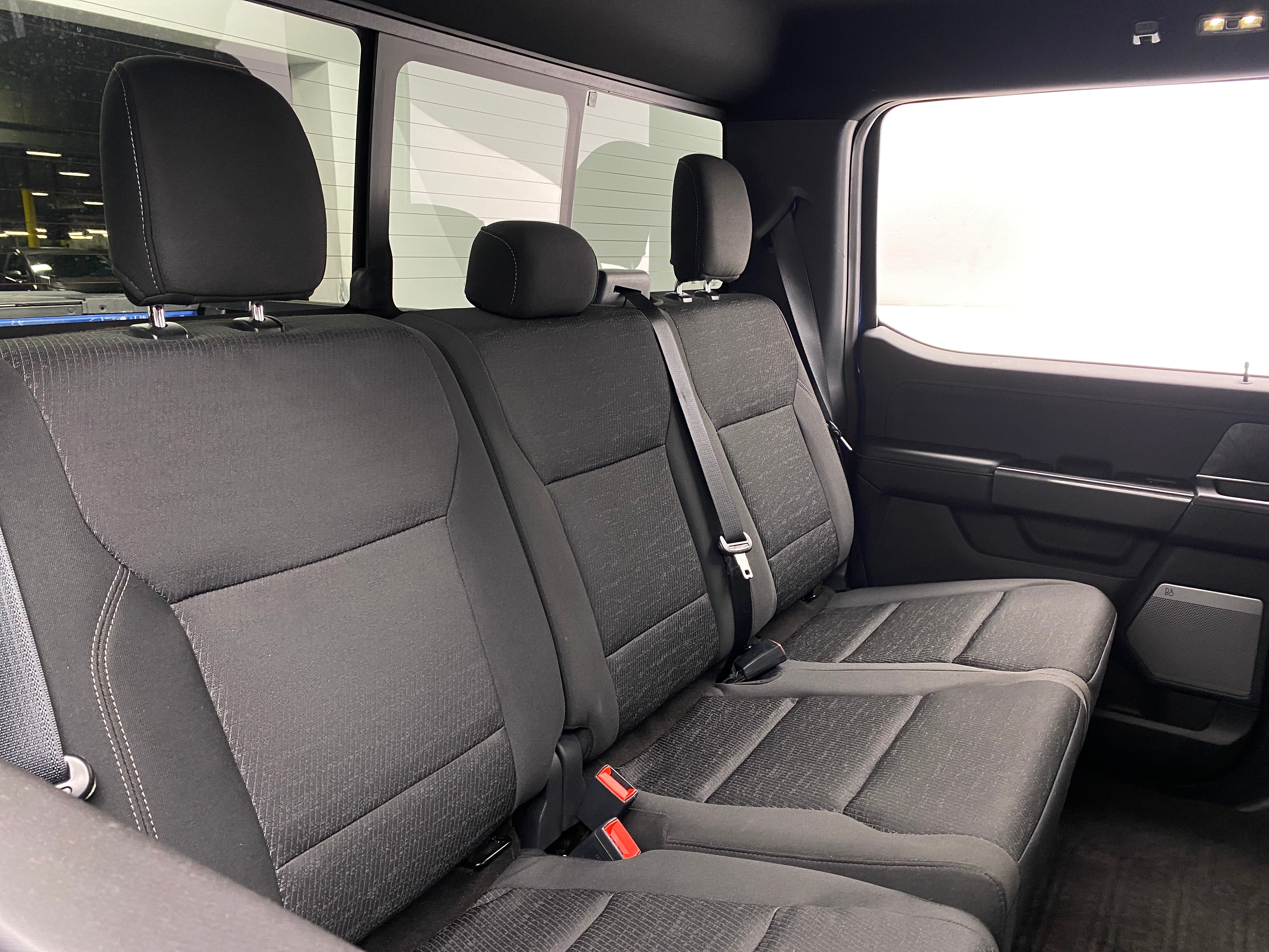 2022 Ford Econoline E-150 6