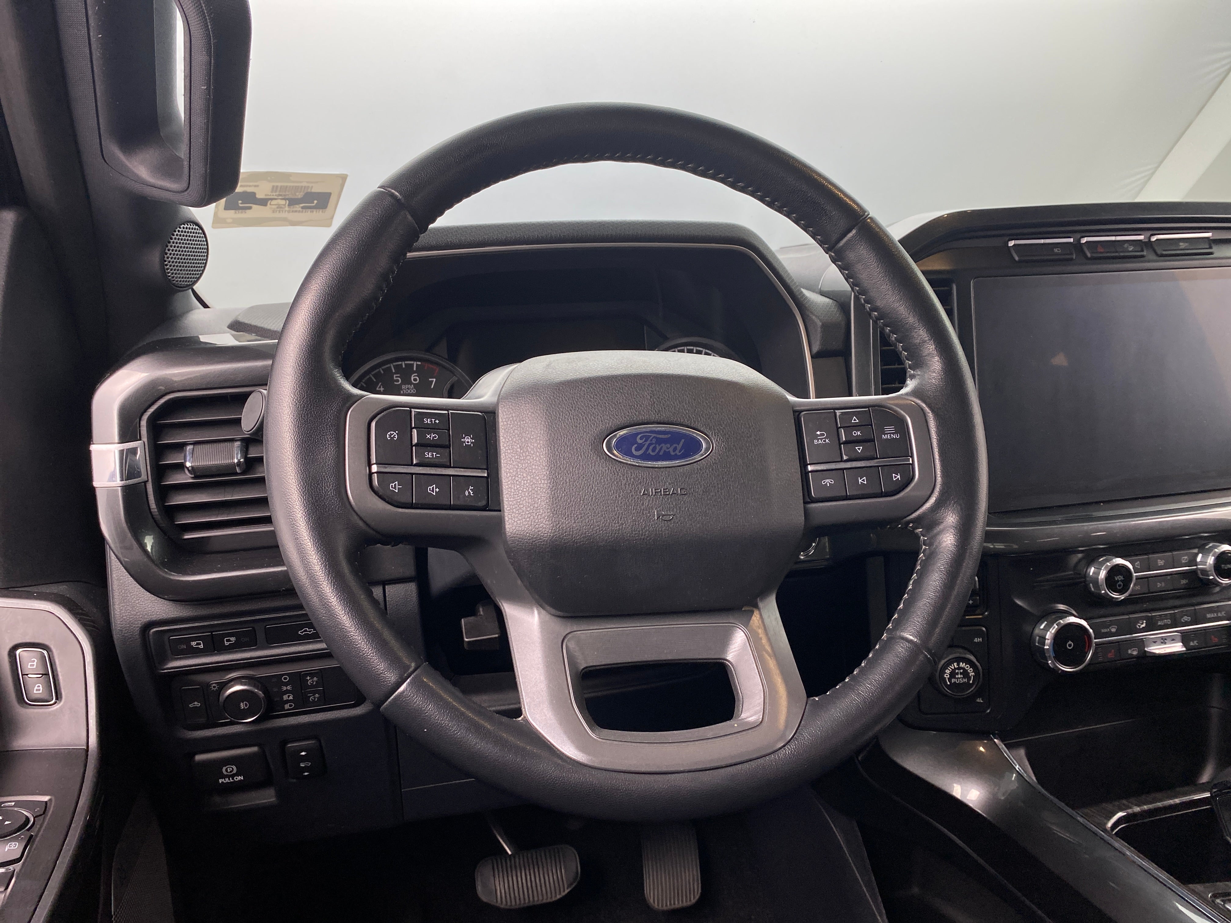 2022 Ford Econoline E-150 5