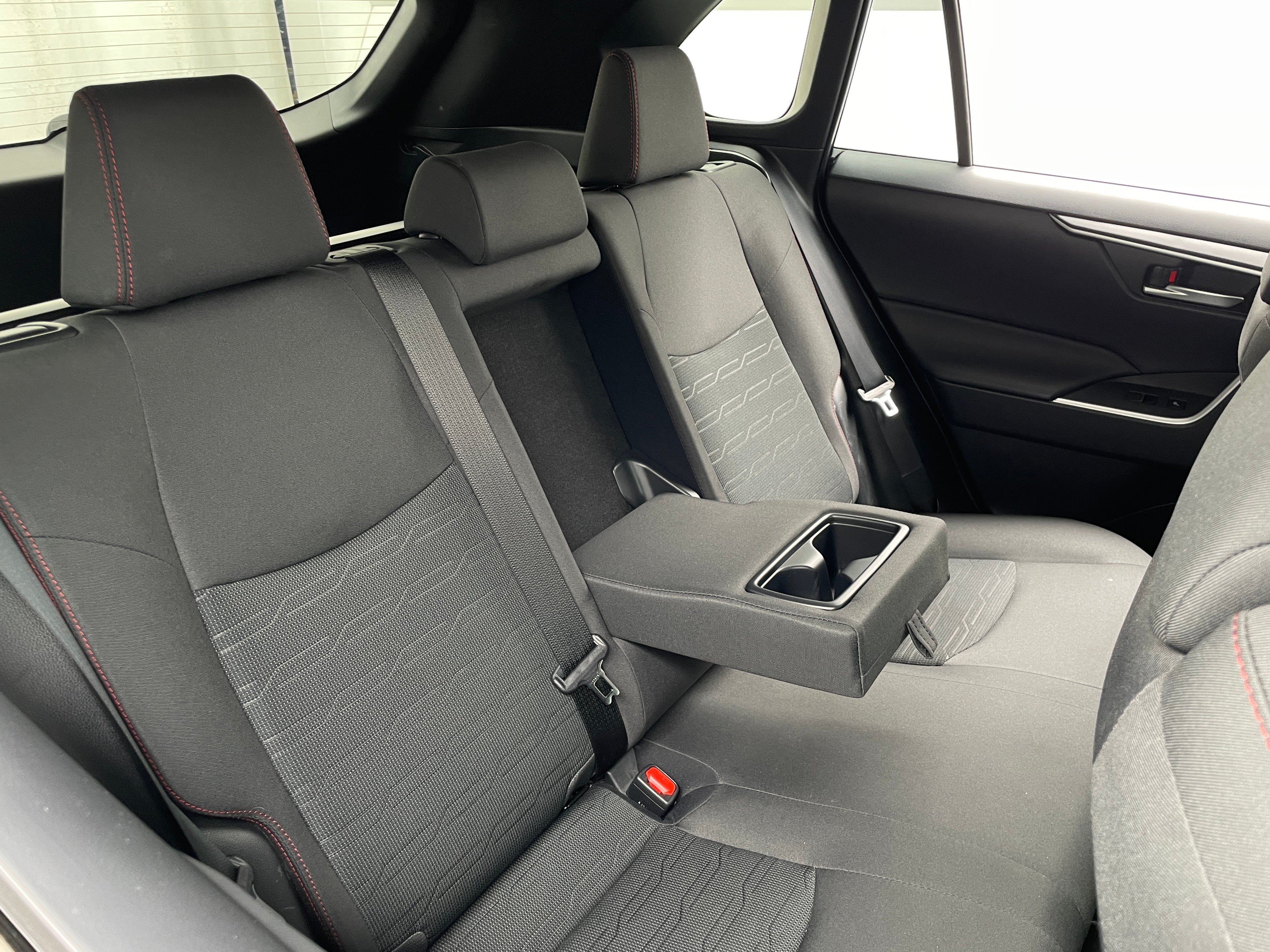 2024 Toyota RAV4 Prime SE 6