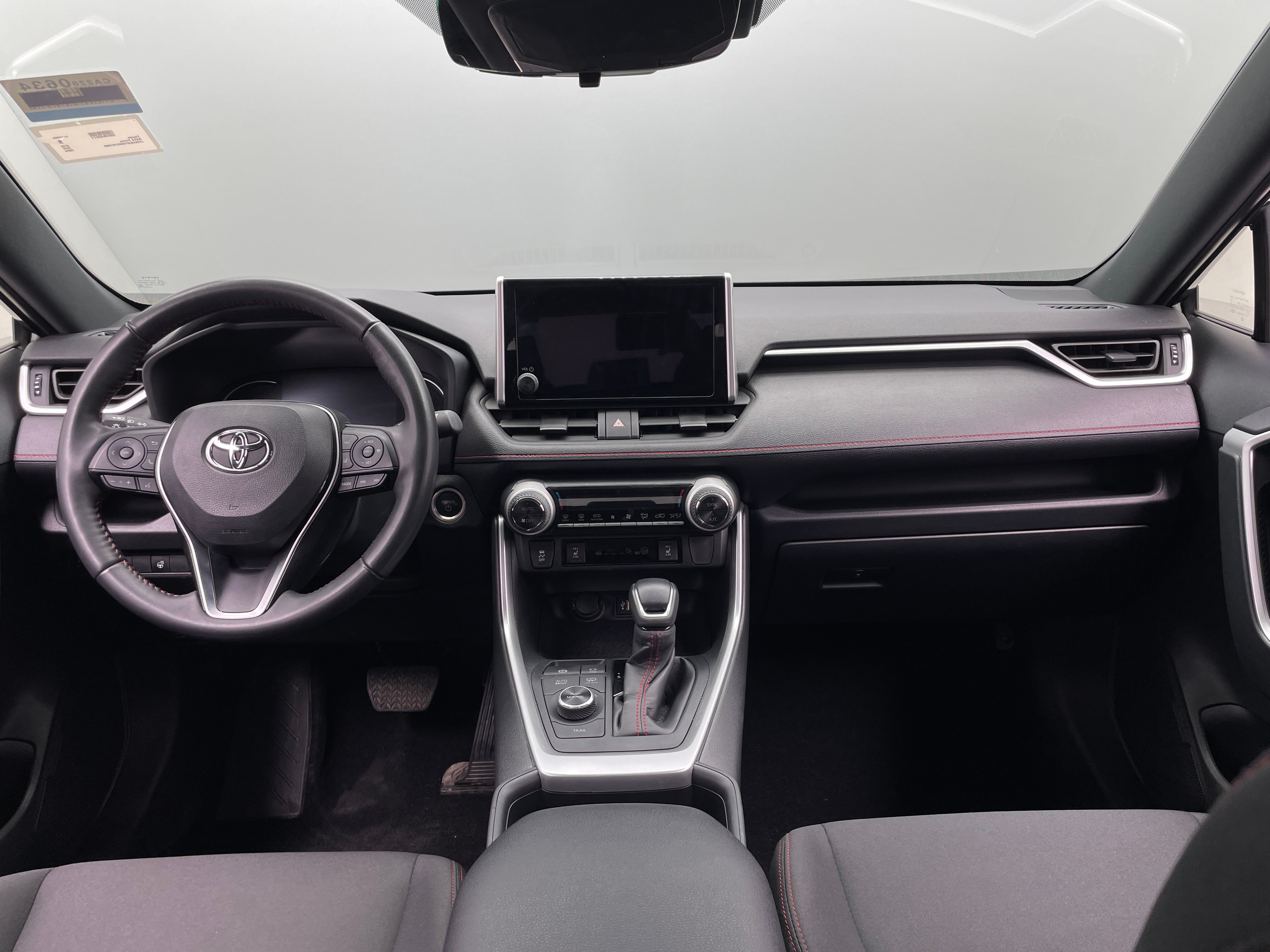 2024 Toyota RAV4 Prime SE 3