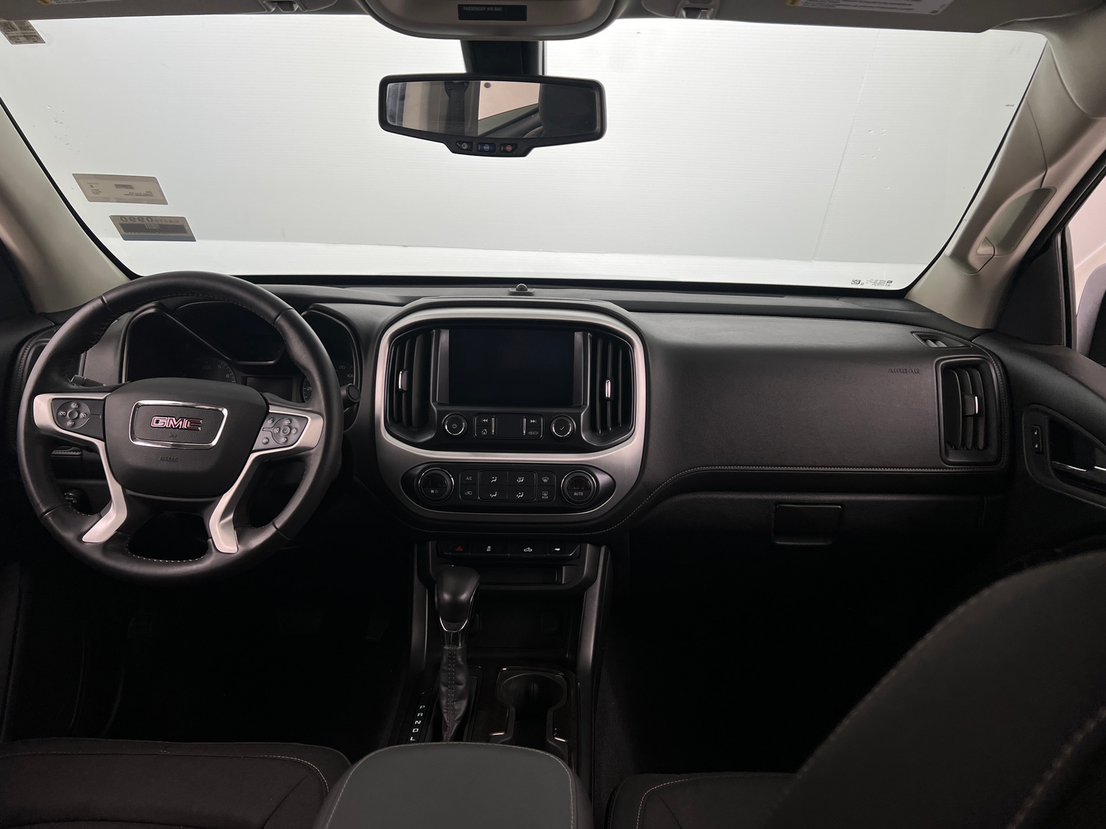 Thumbnail: 2022 GMC Canyon - 3