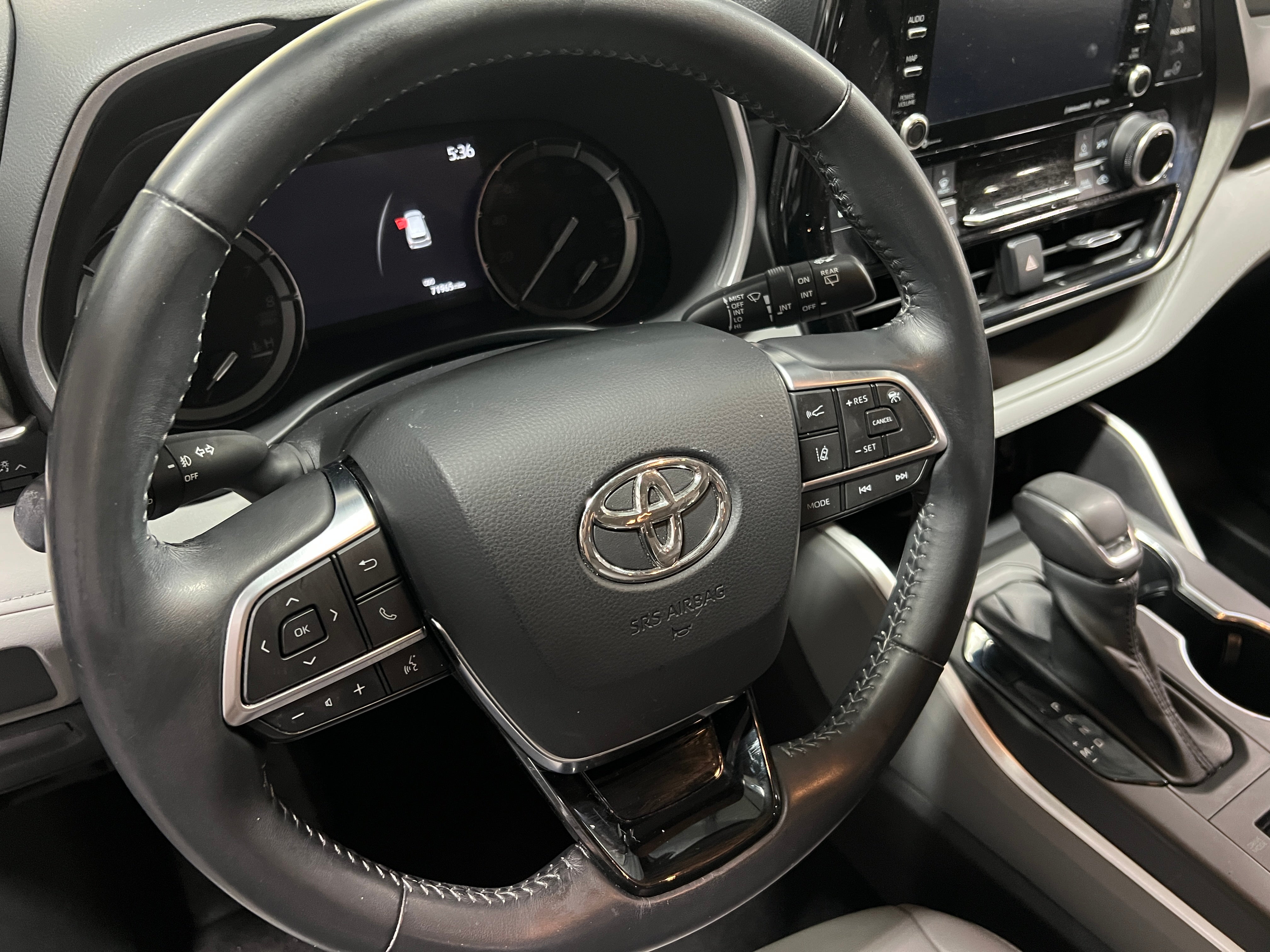 2021 Toyota Highlander XLE 4