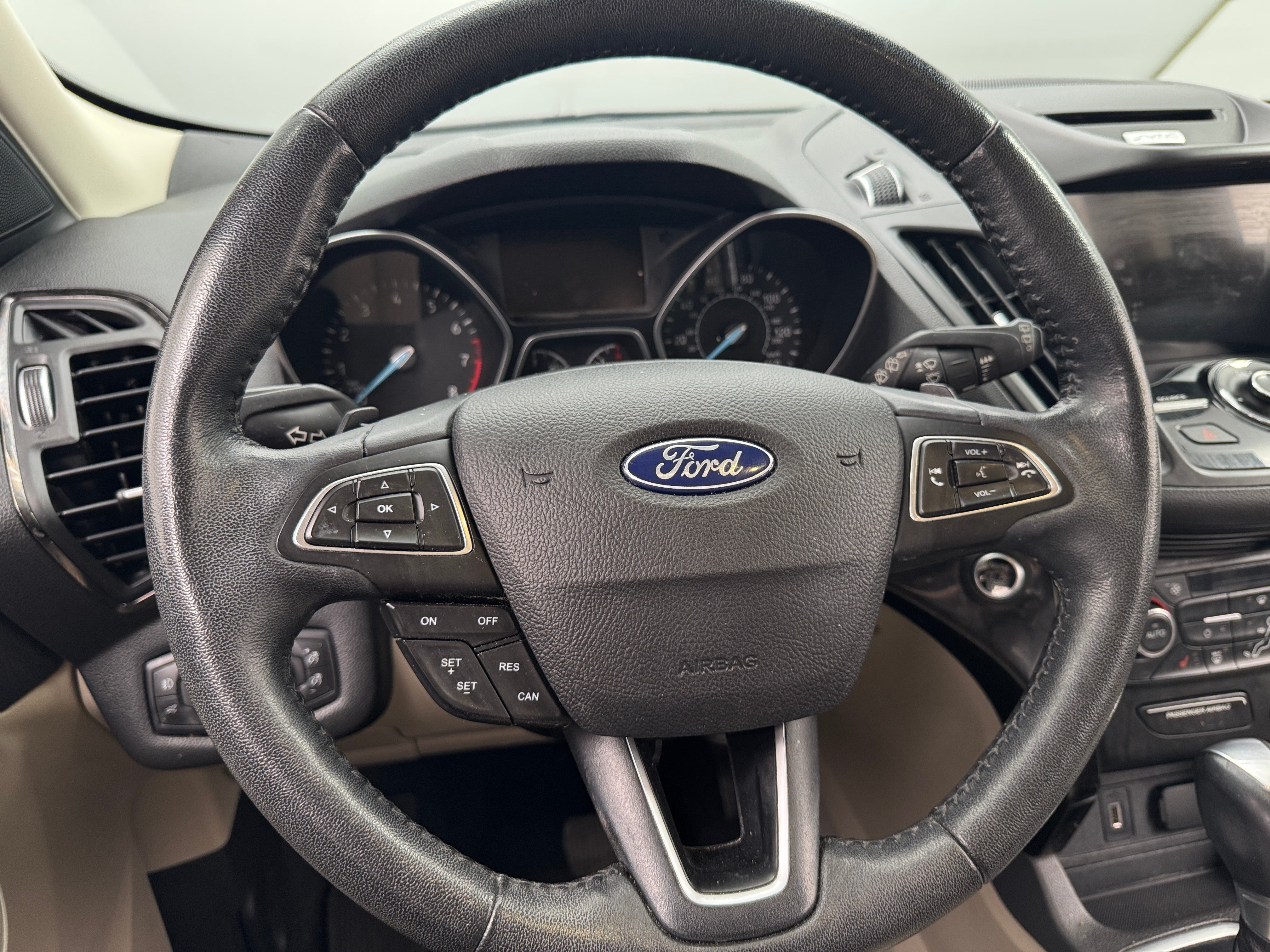 2017 Ford Escape Titanium 4