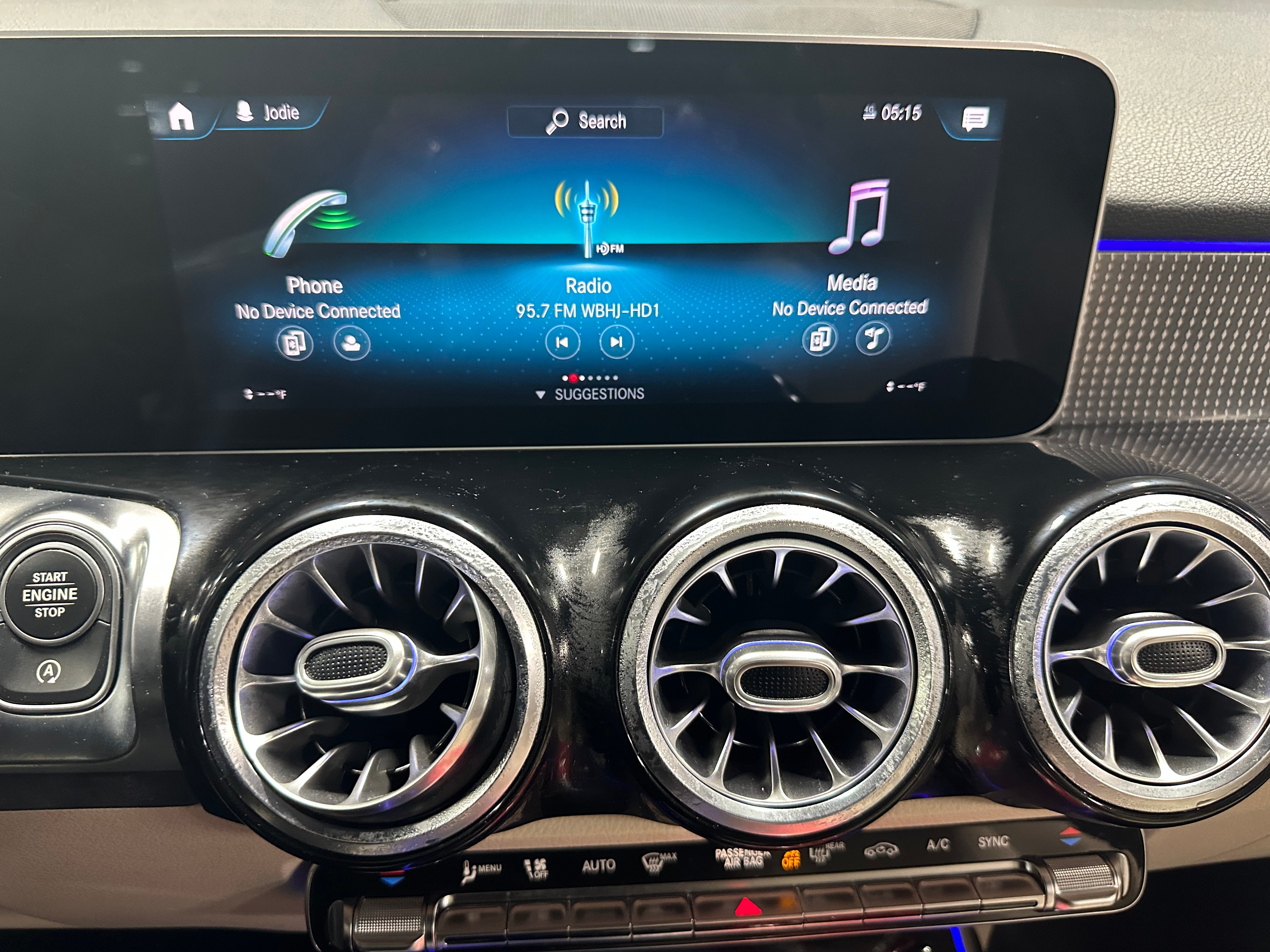 2021 Mercedes-Benz GLB 250 3