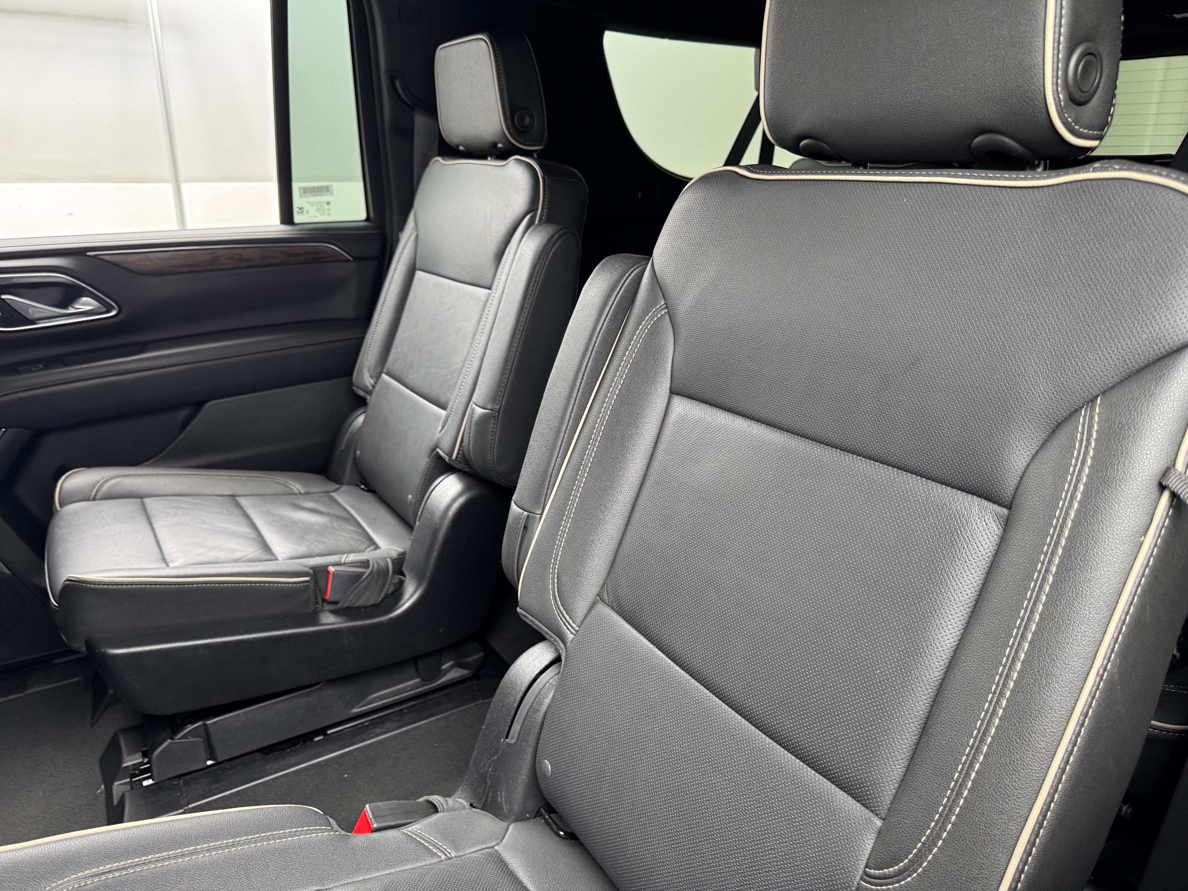 2023 Chevrolet Suburban Premier 5
