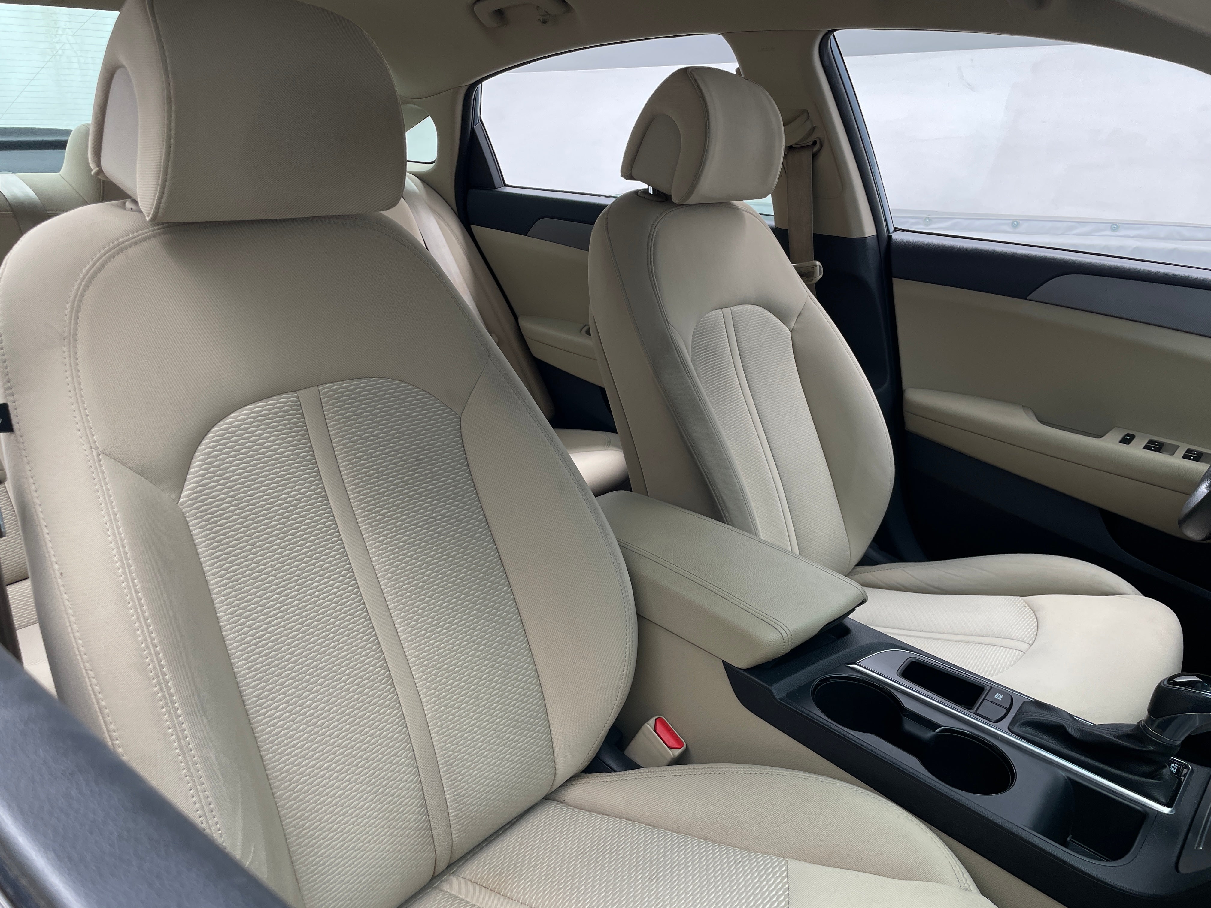 2016 Hyundai Sonata SE 2