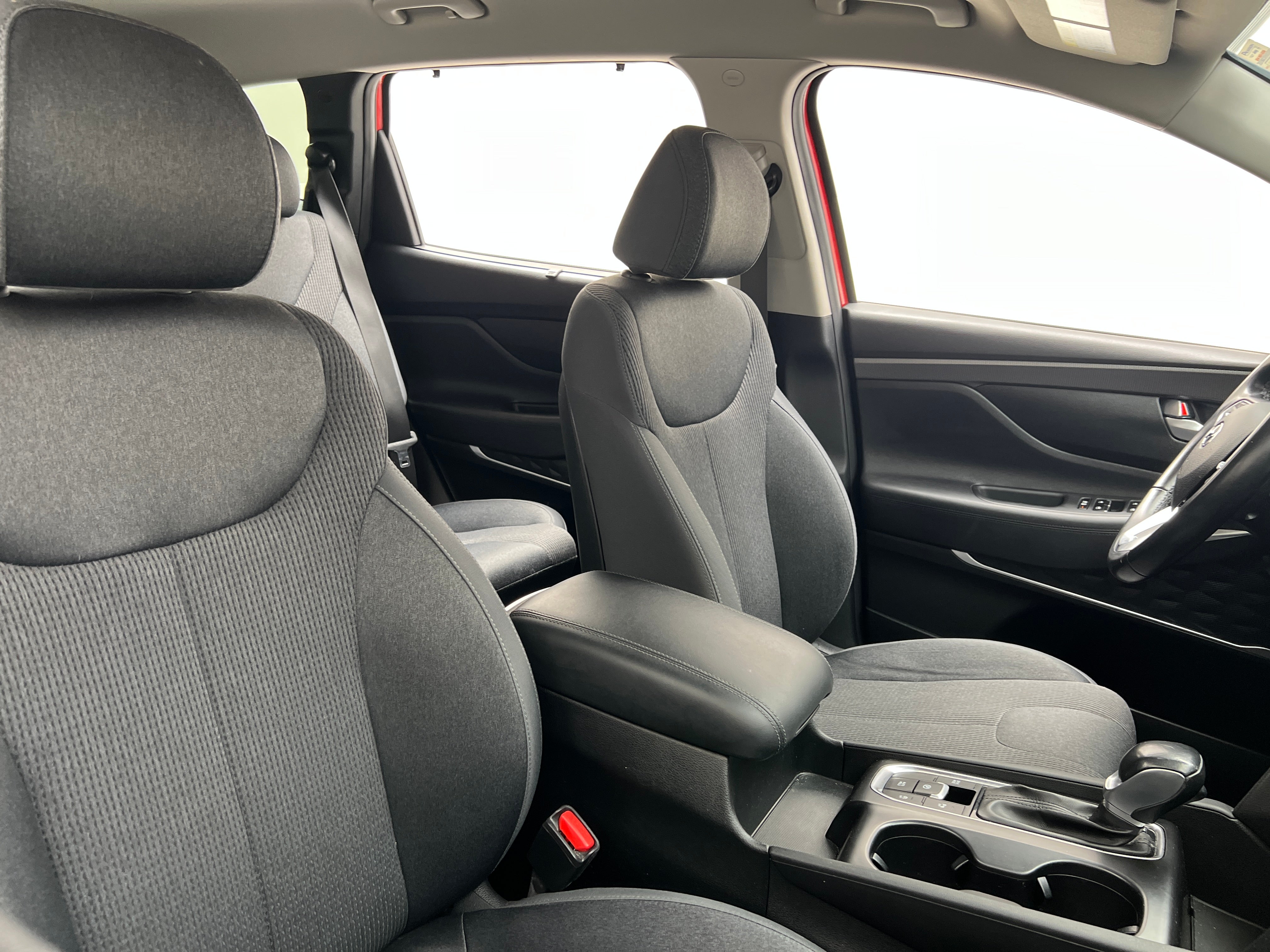 2019 Hyundai Santa Fe SEL 2