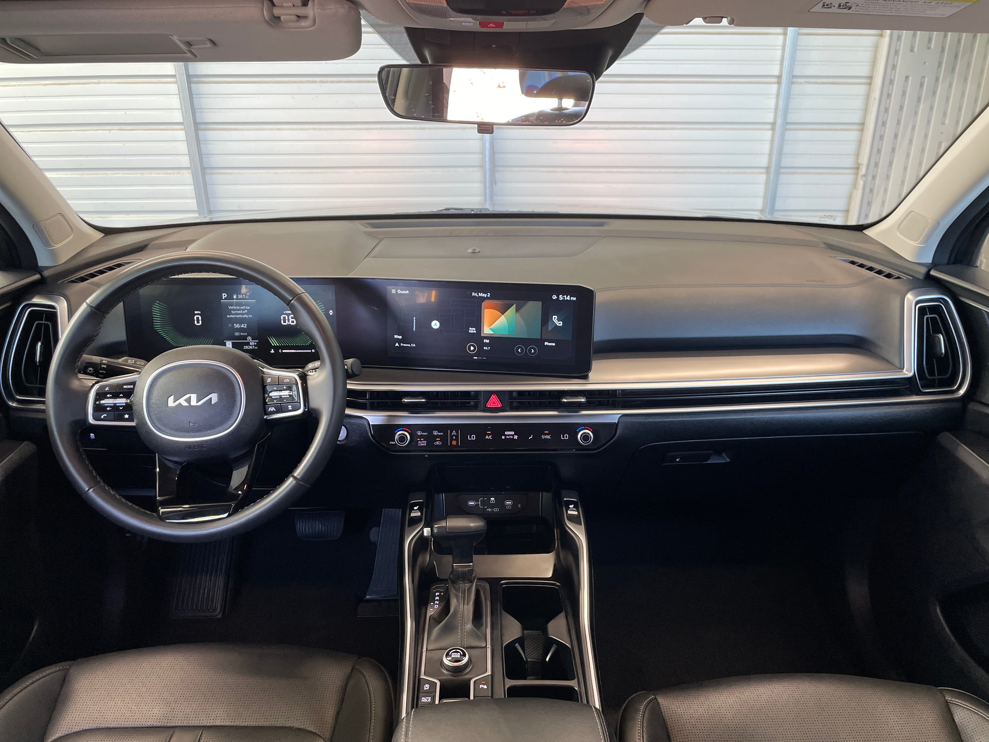 2024 Kia Sorento S 3