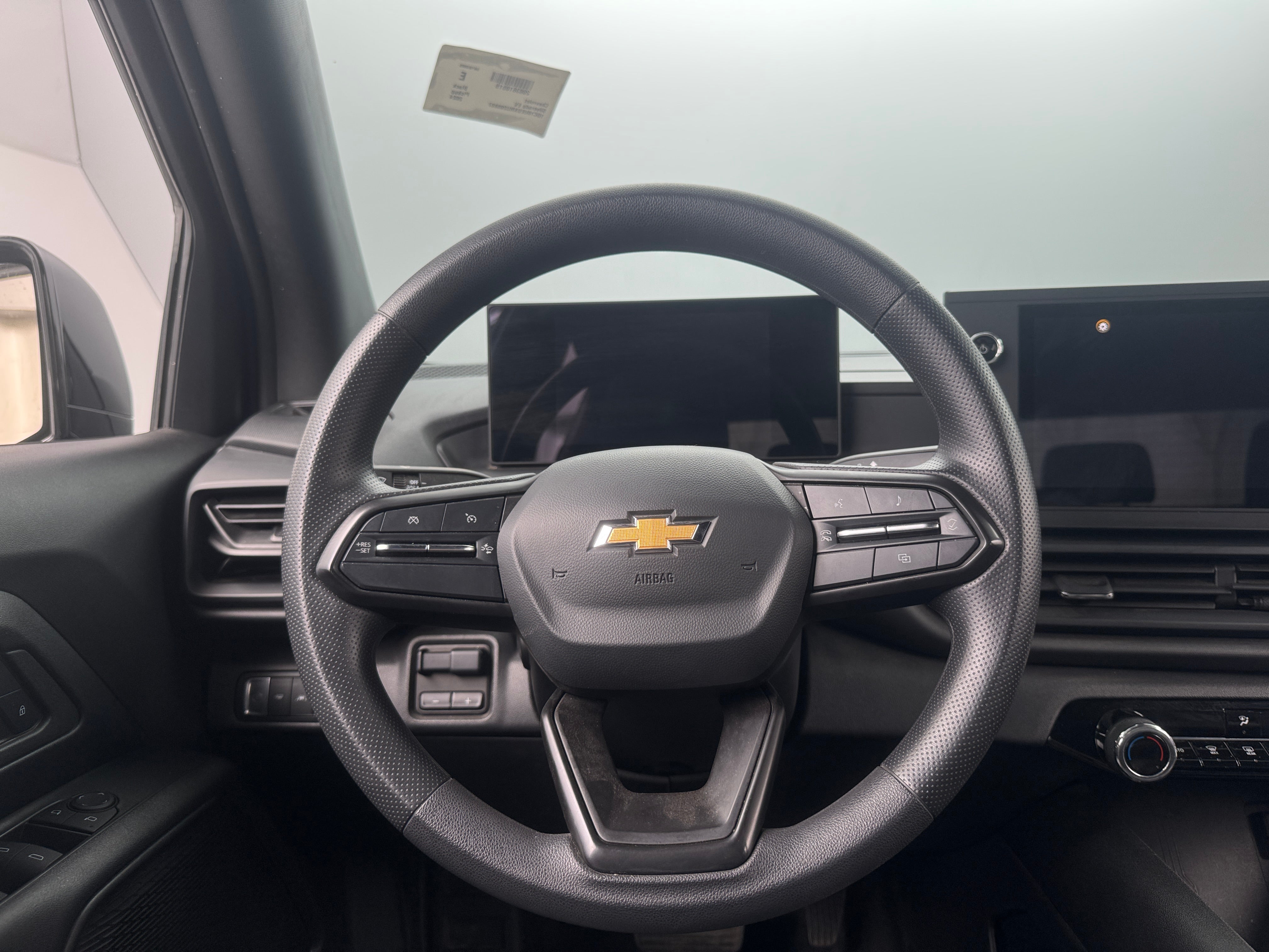 2024 Chevrolet Silverado EV Work Truck 4