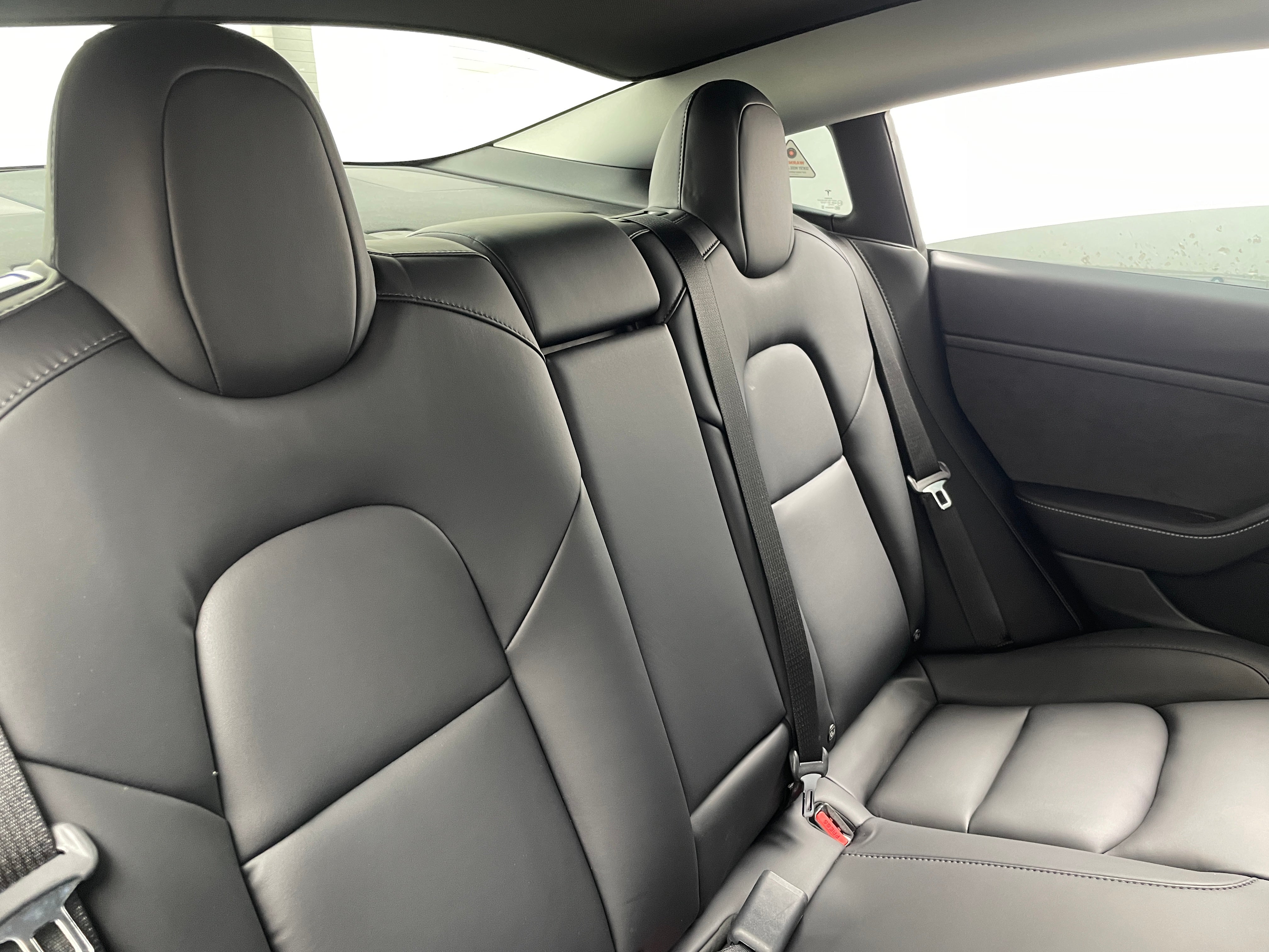 2021 Tesla Model 3 Standard Range 4