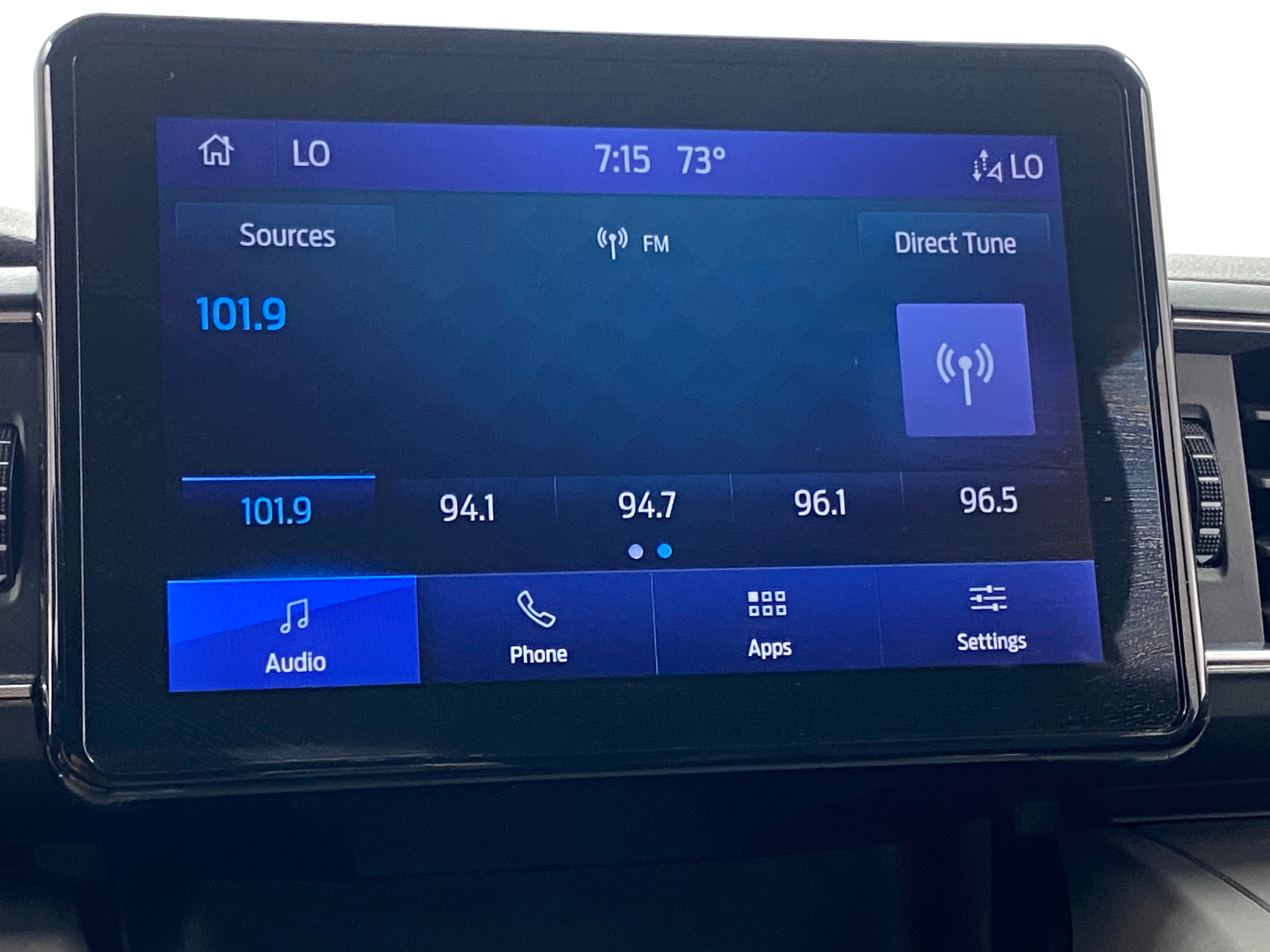 2024 Ford Explorer XLT 4