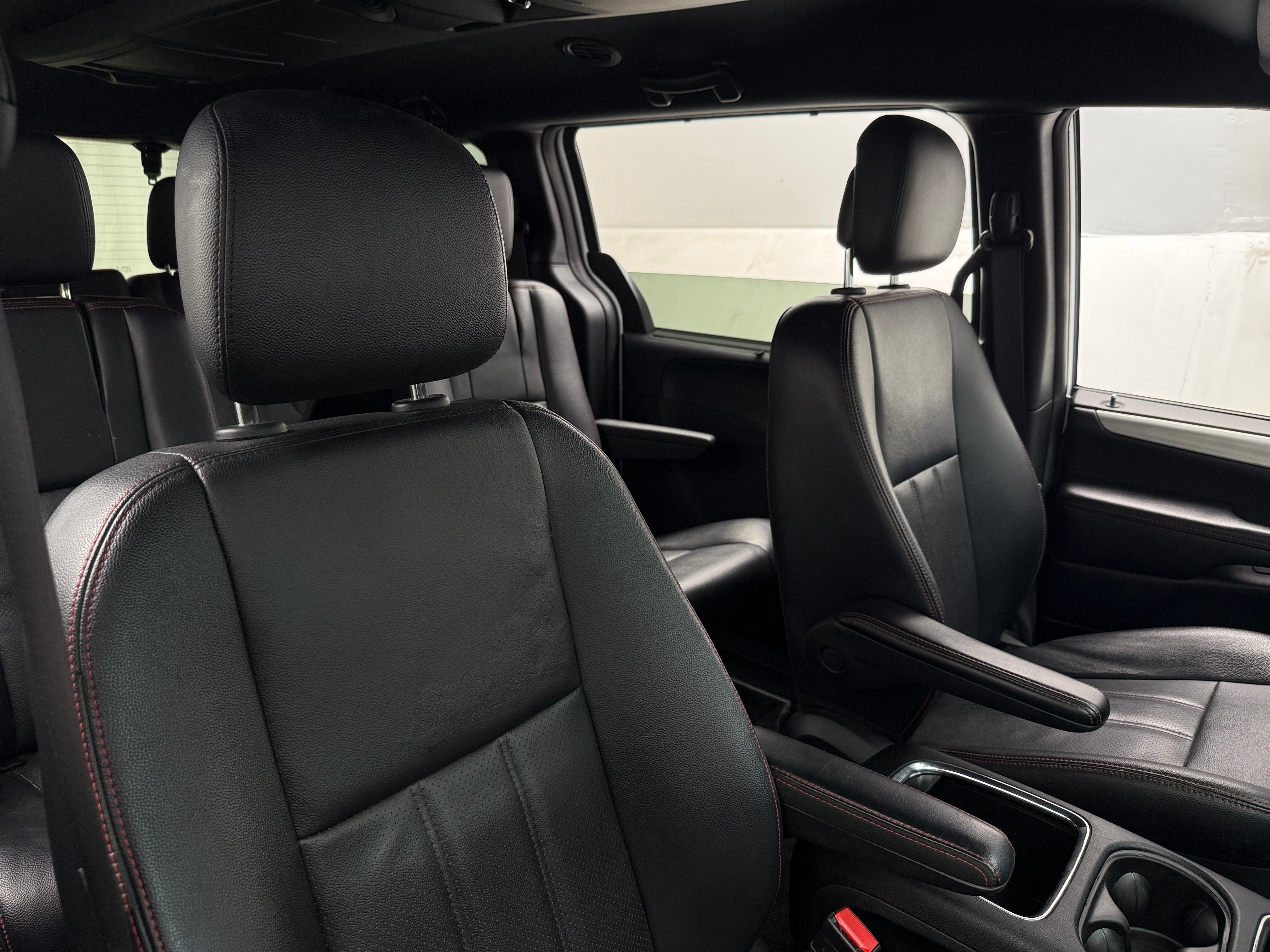 2019 Dodge Grand Caravan SE 2