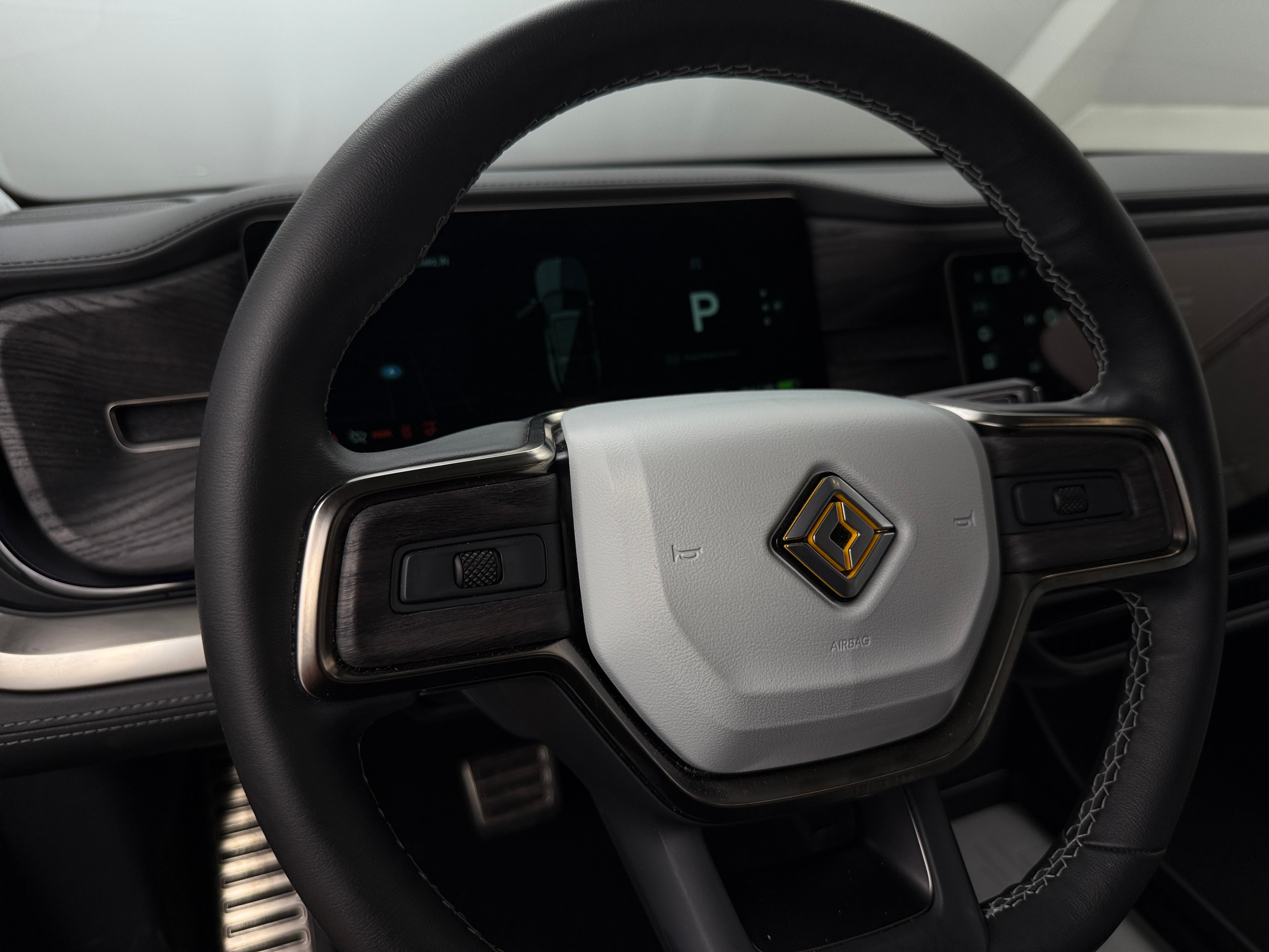 2023 Rivian R1S Adventure 4