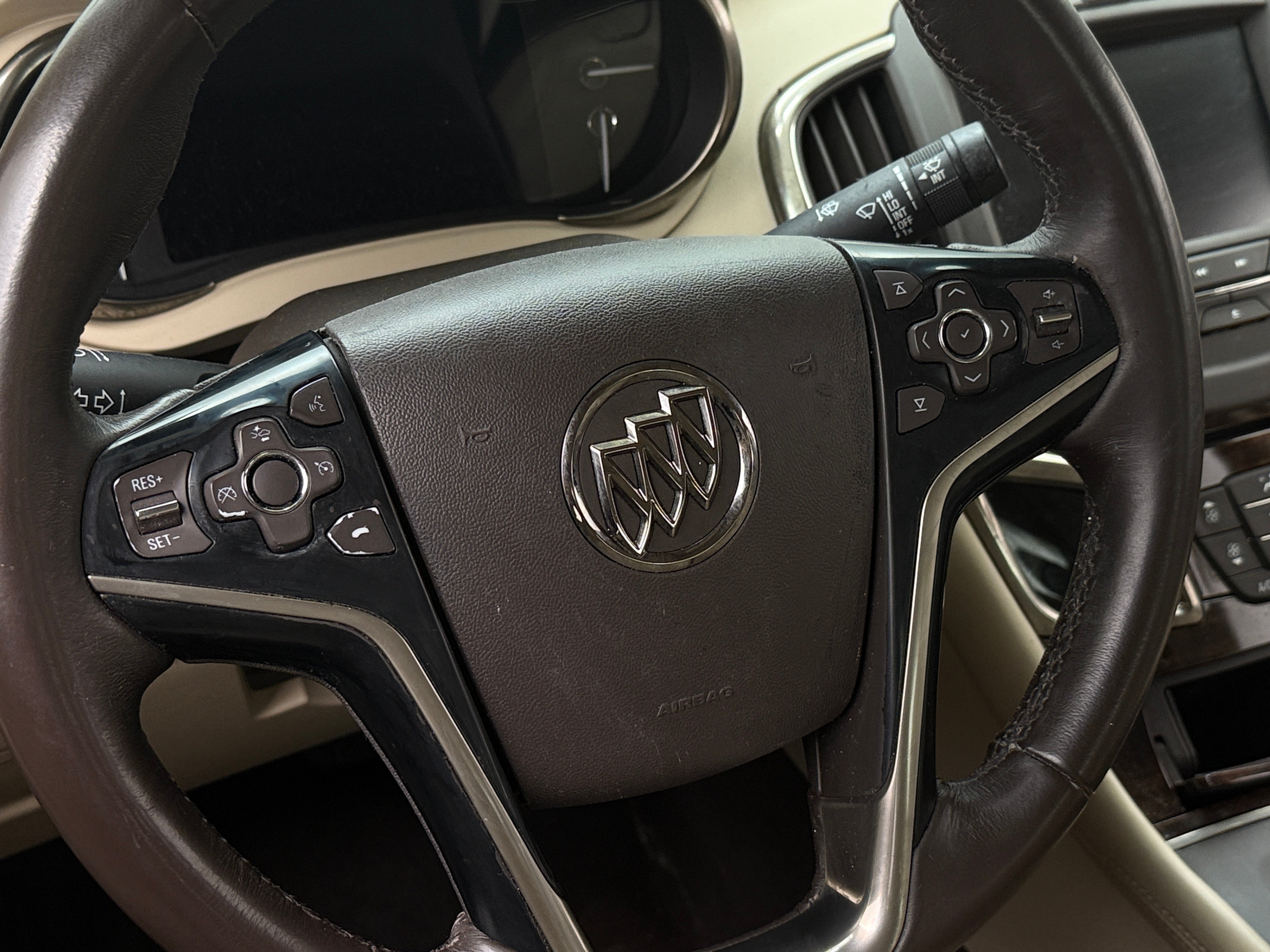 2015 Buick LaCrosse Leather Group 4