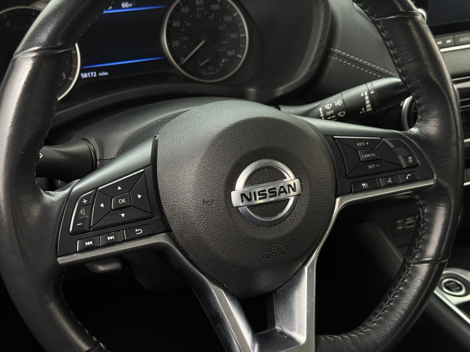 Thumbnail: 2022 Nissan Sentra - 5