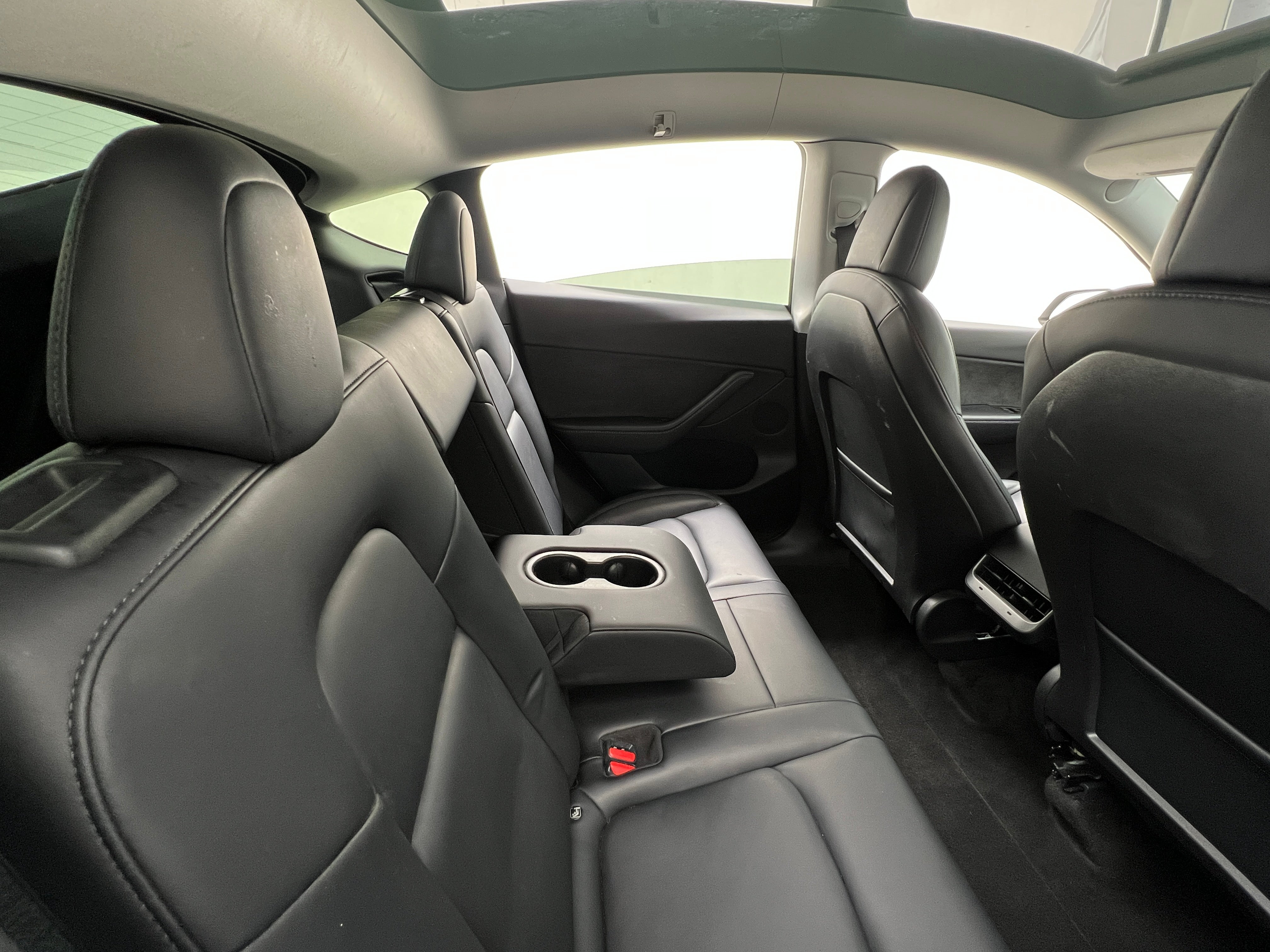 2021 Tesla Model Y Long Range 4