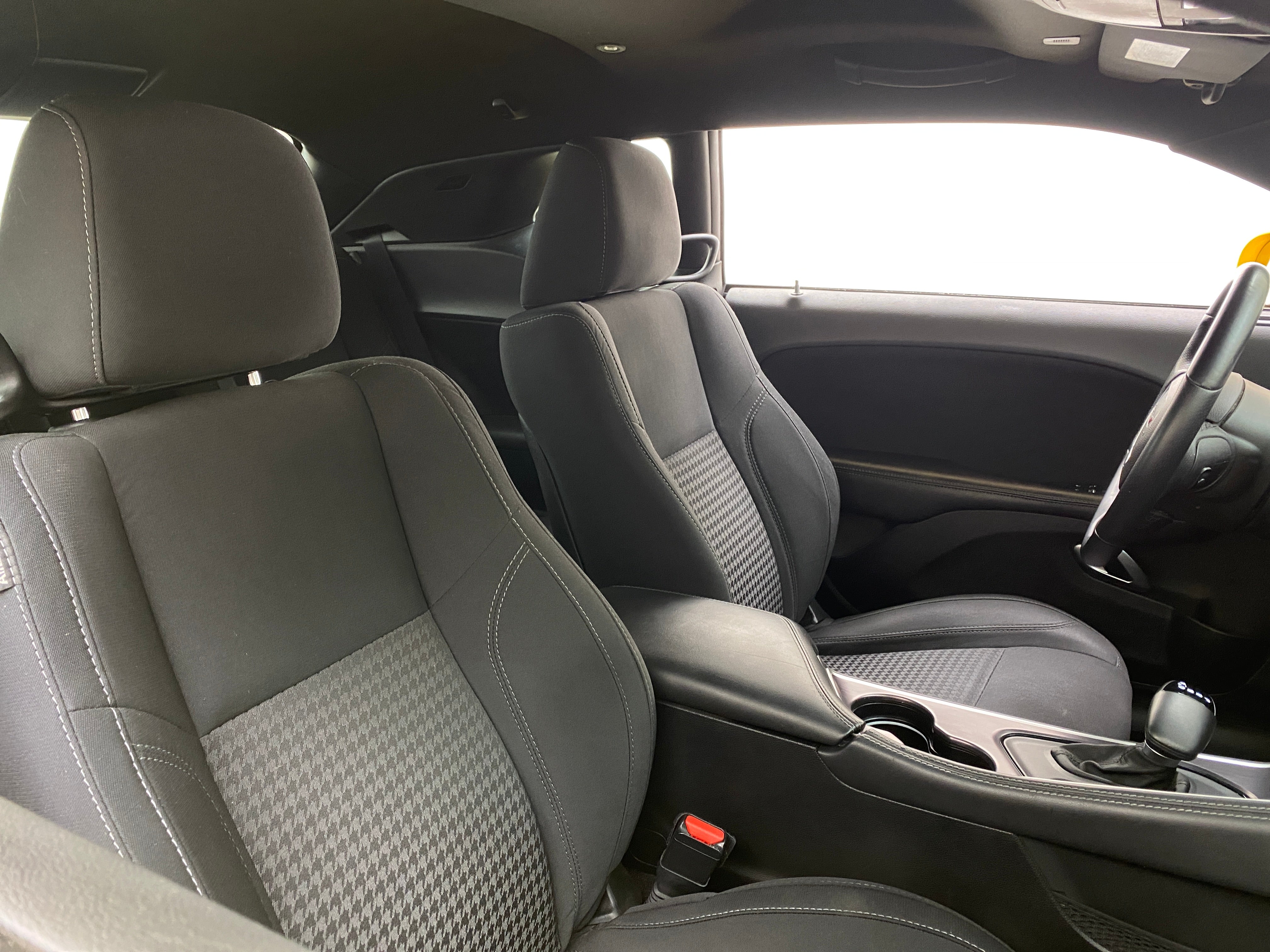 2018 Dodge Challenger SXT 2