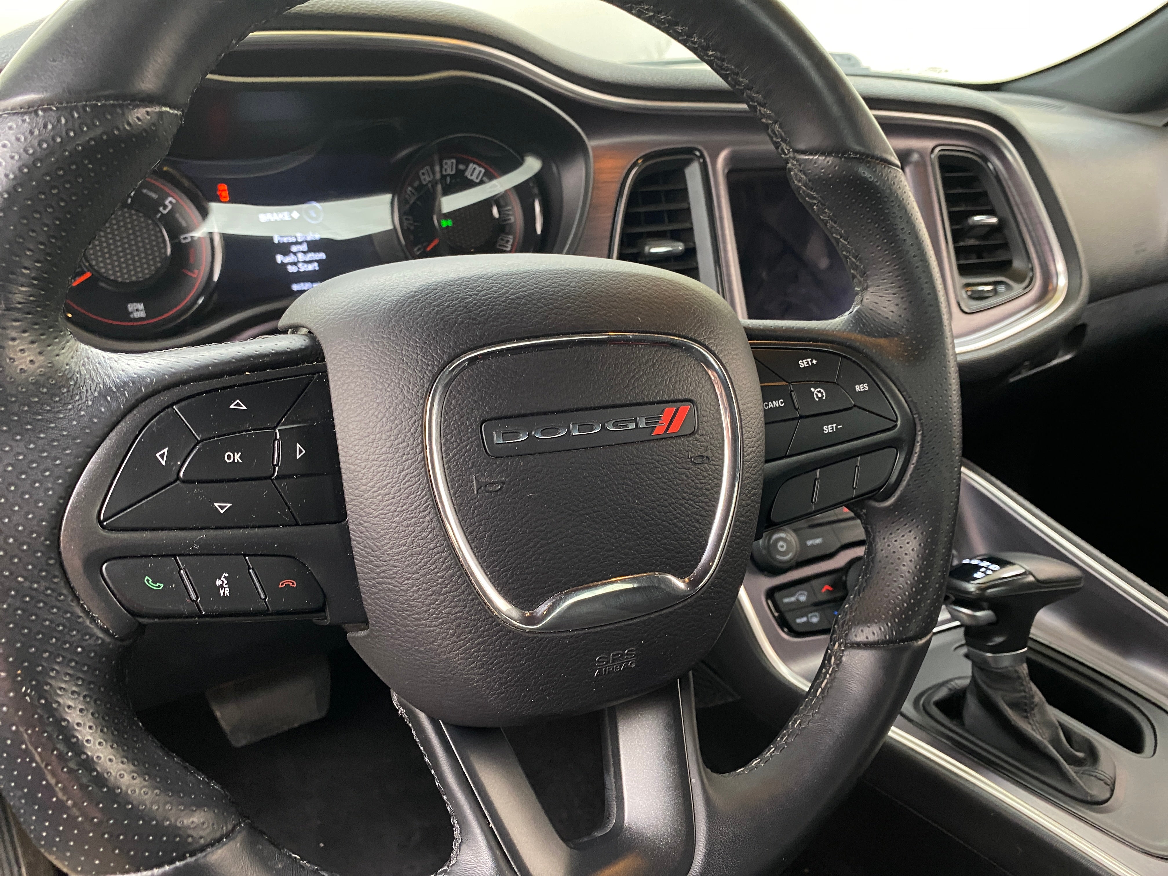 2018 Dodge Challenger SXT 4