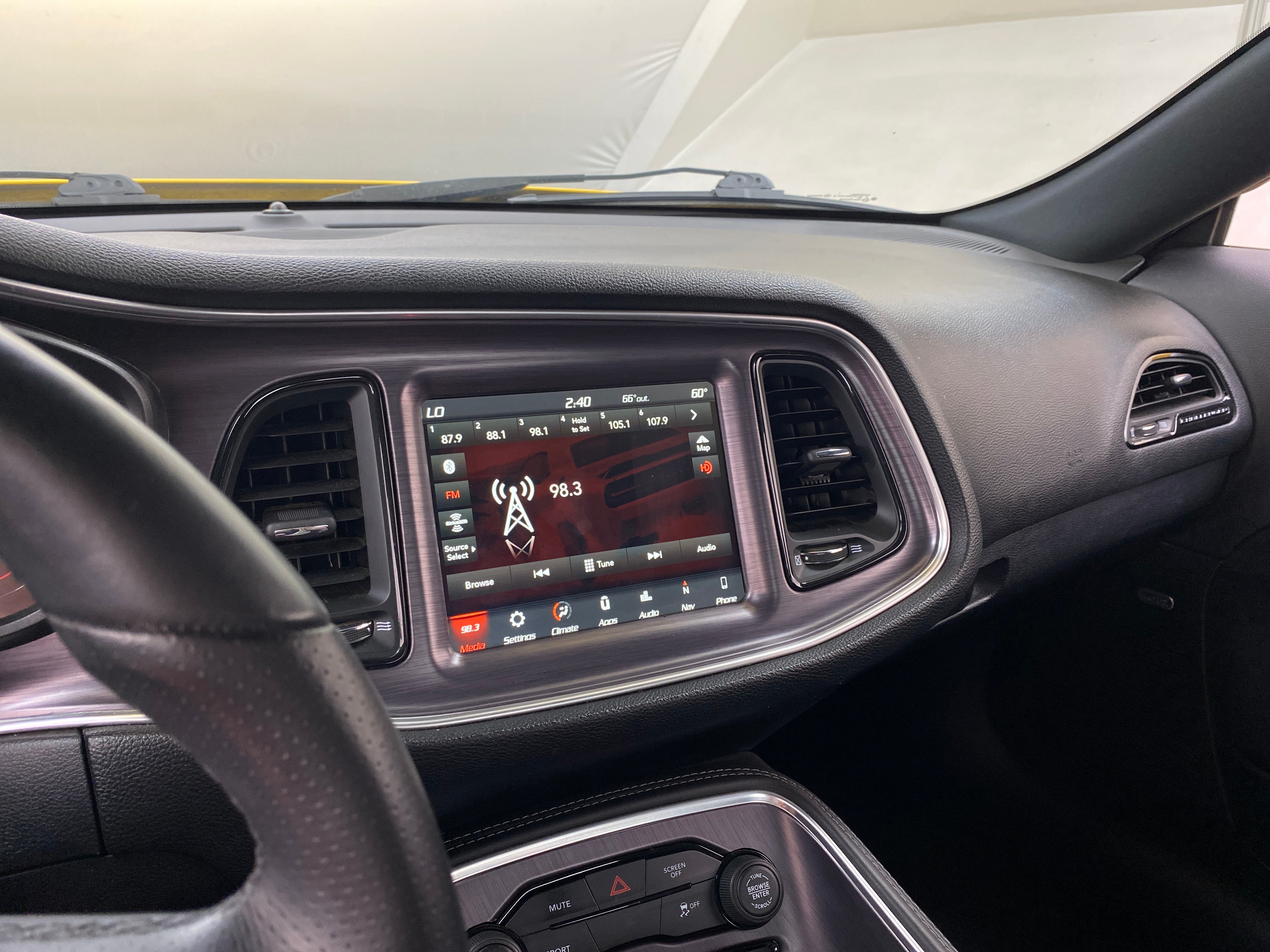 2018 Dodge Challenger SXT 3