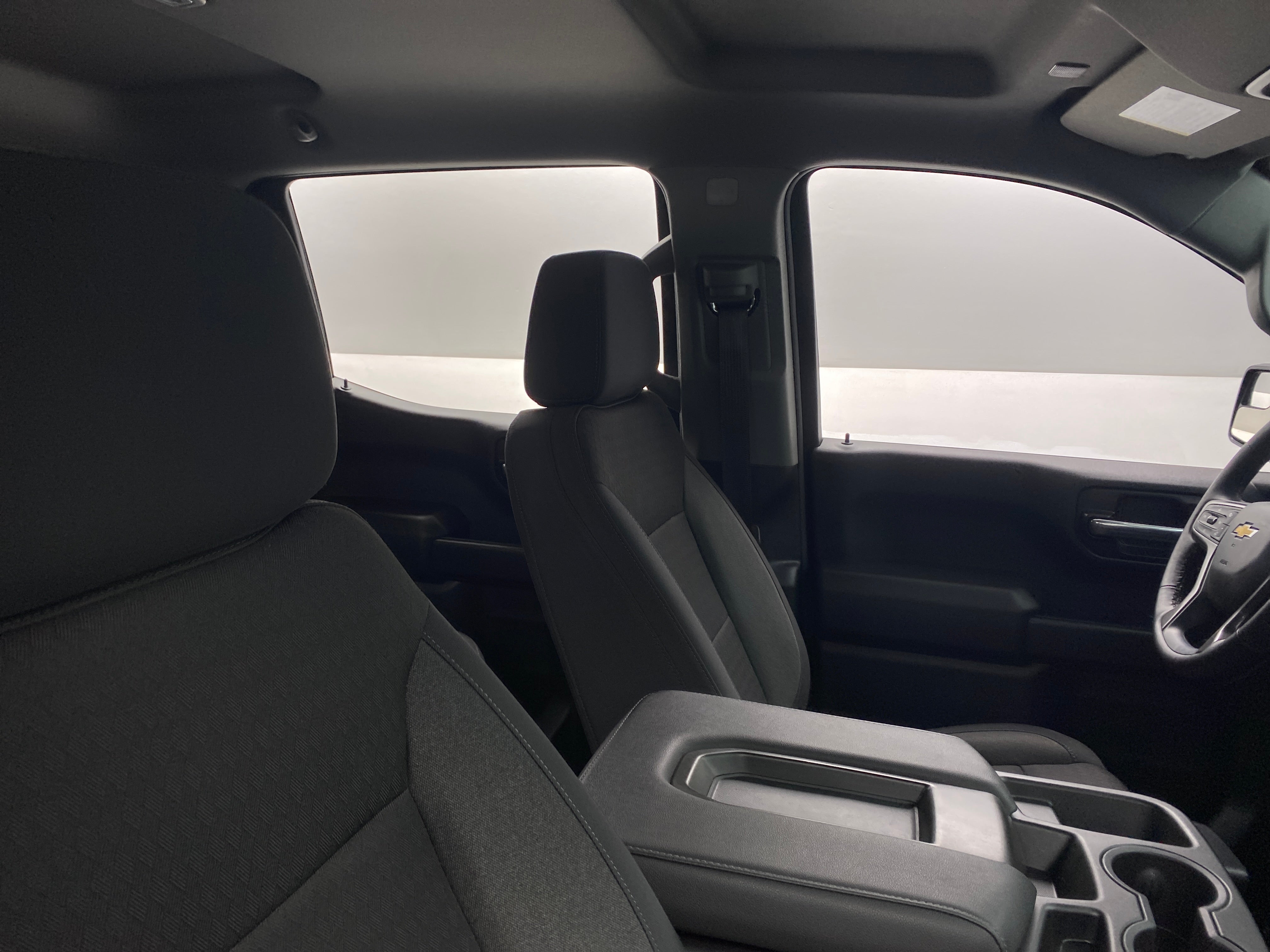 2024 Chevrolet Silverado 1500 Custom 2
