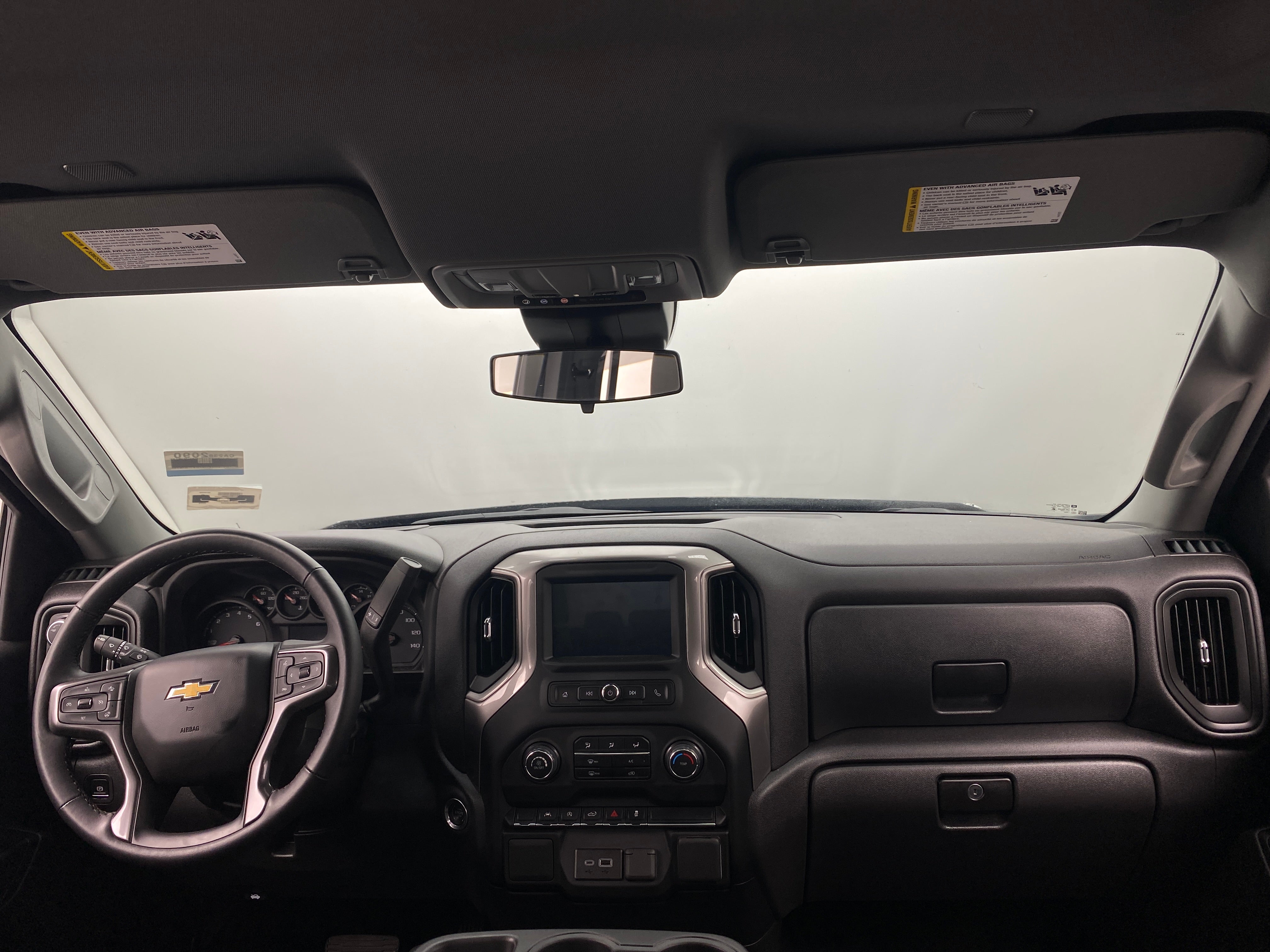 2024 Chevrolet Silverado 1500 Custom 3