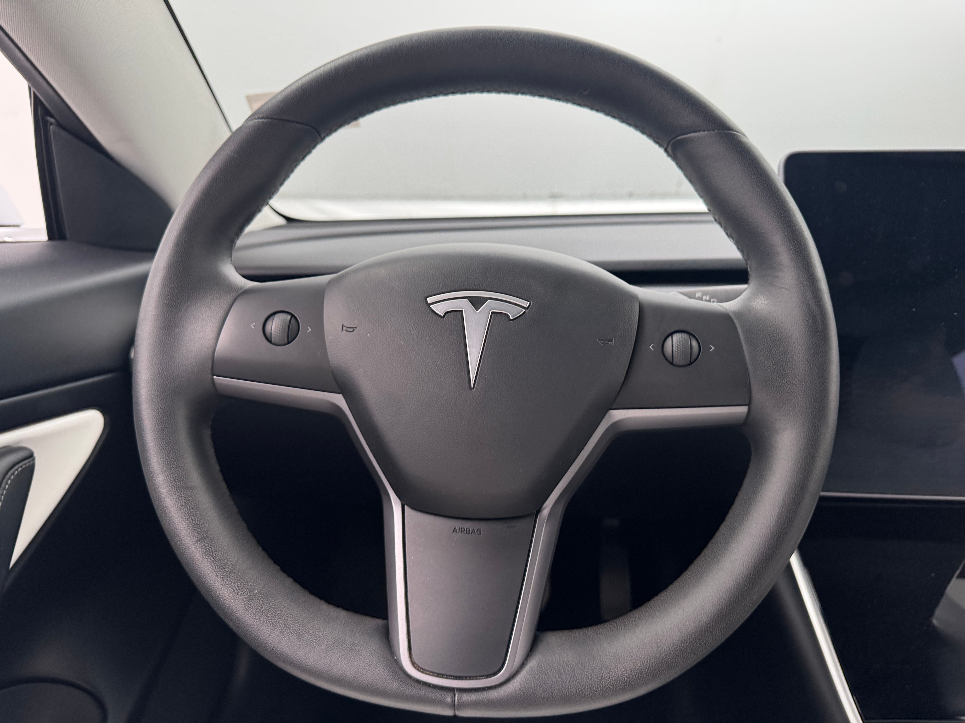2020 Tesla Model 3 Standard Range 4