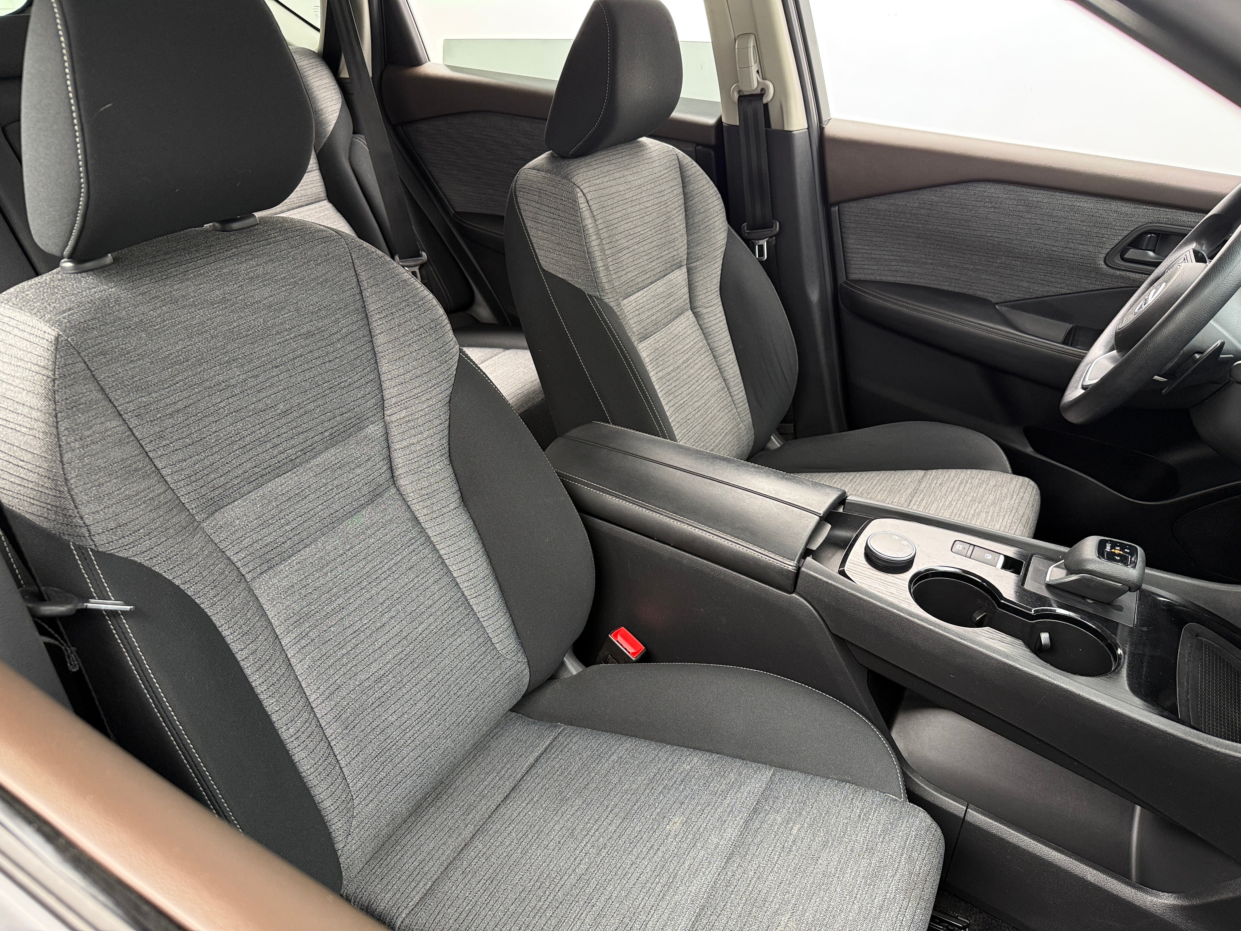 2021 Nissan Rogue S 2