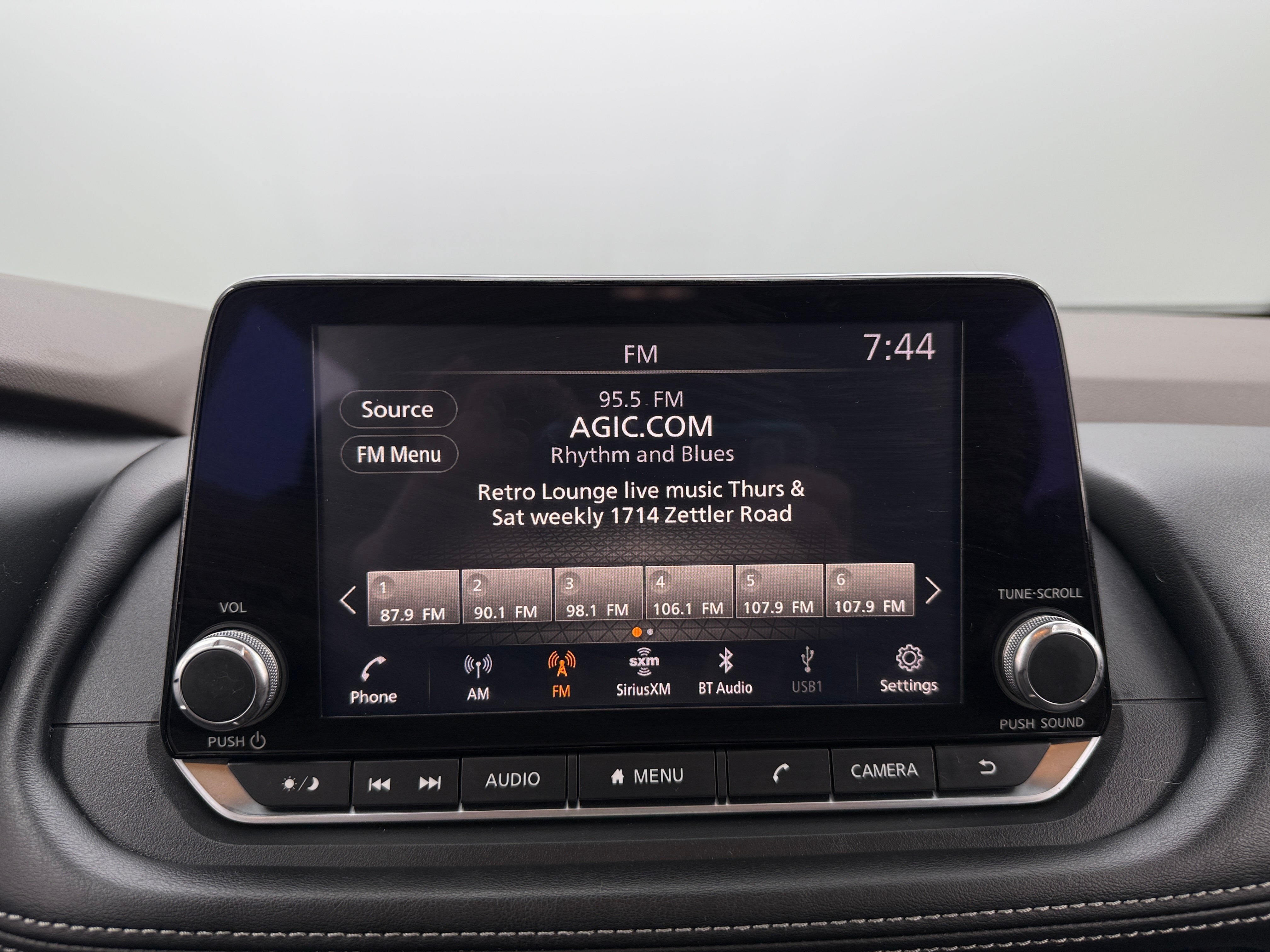 2021 Nissan Rogue S 4