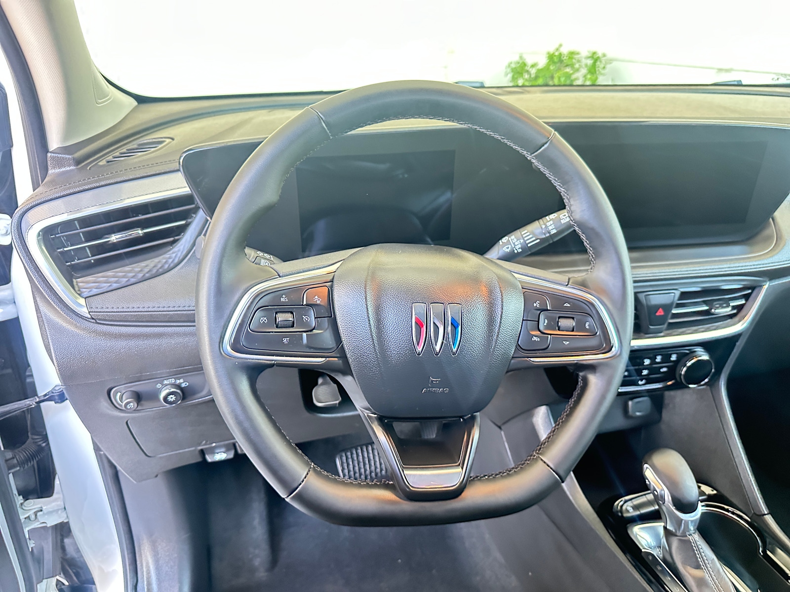 Thumbnail: 2024 Buick Encore GX - 4