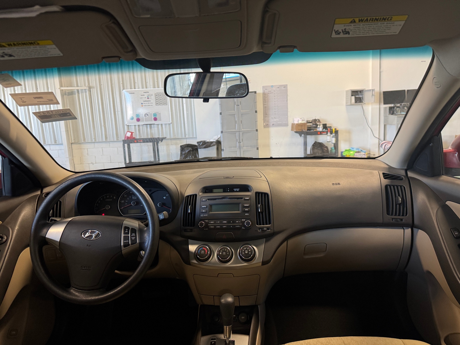 Thumbnail: 2010 Hyundai Elantra - 3