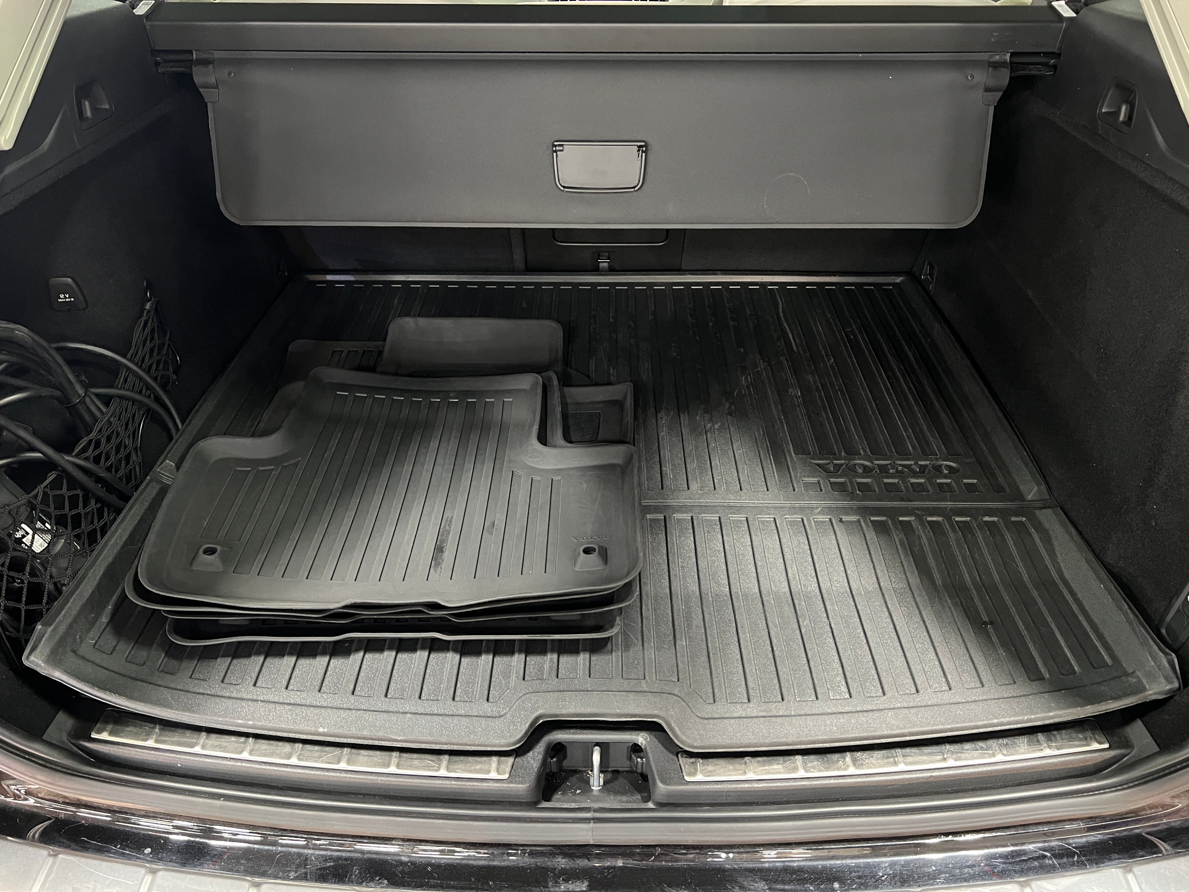 2022 Volvo XC60 Recharge Core 6