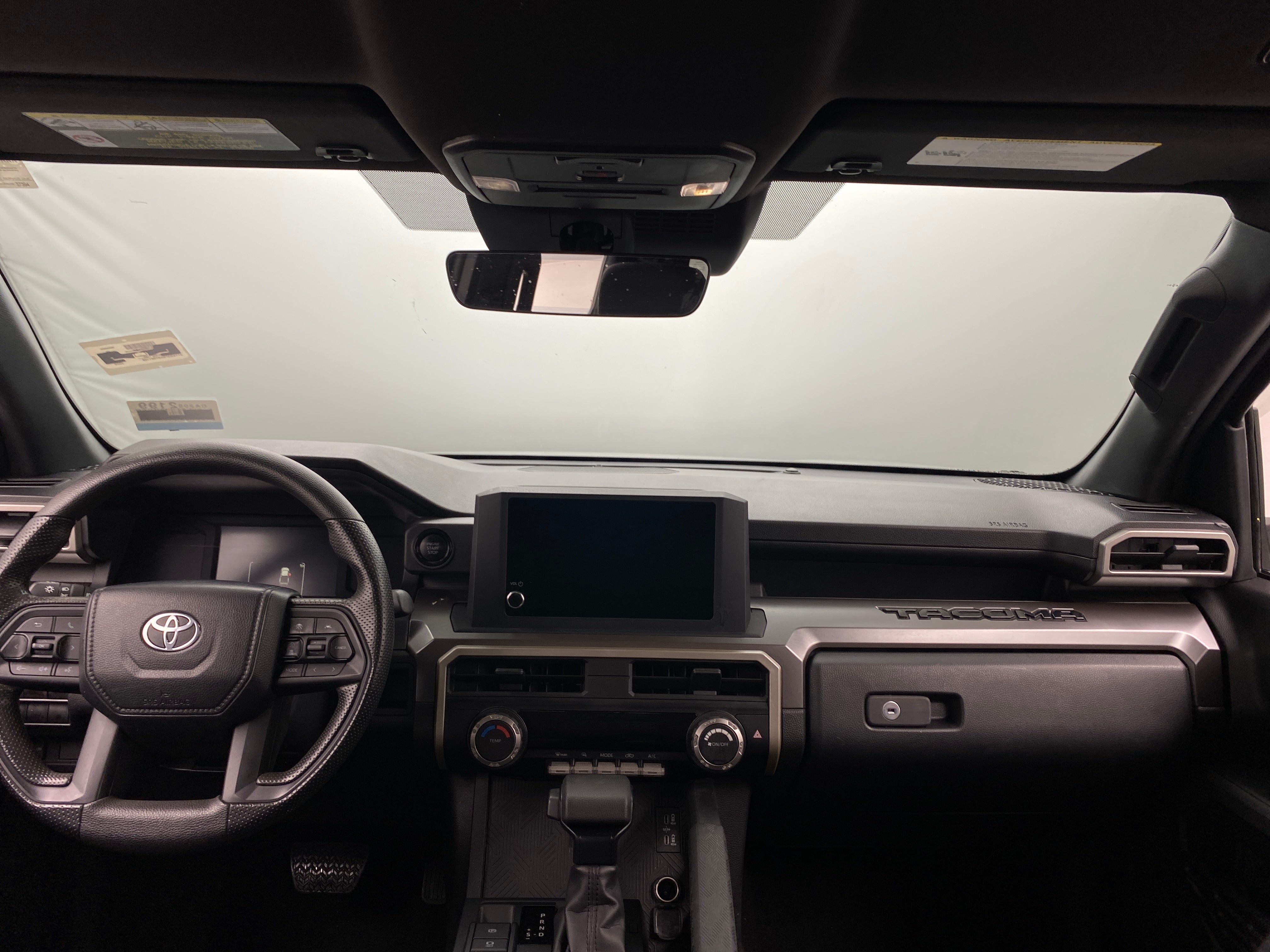 2024 Toyota Tacoma SR5 3