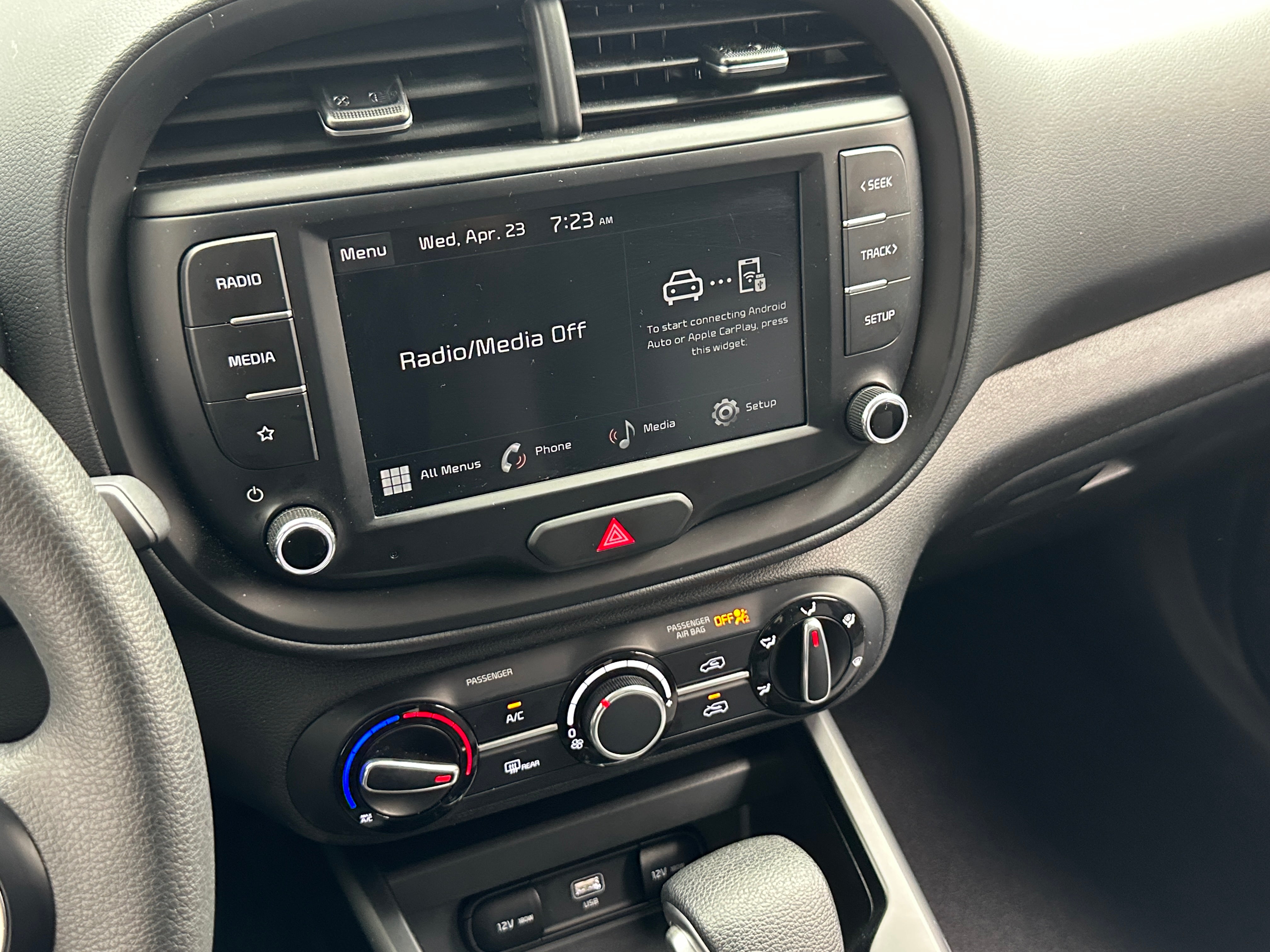 2024 Kia Soul LX 4
