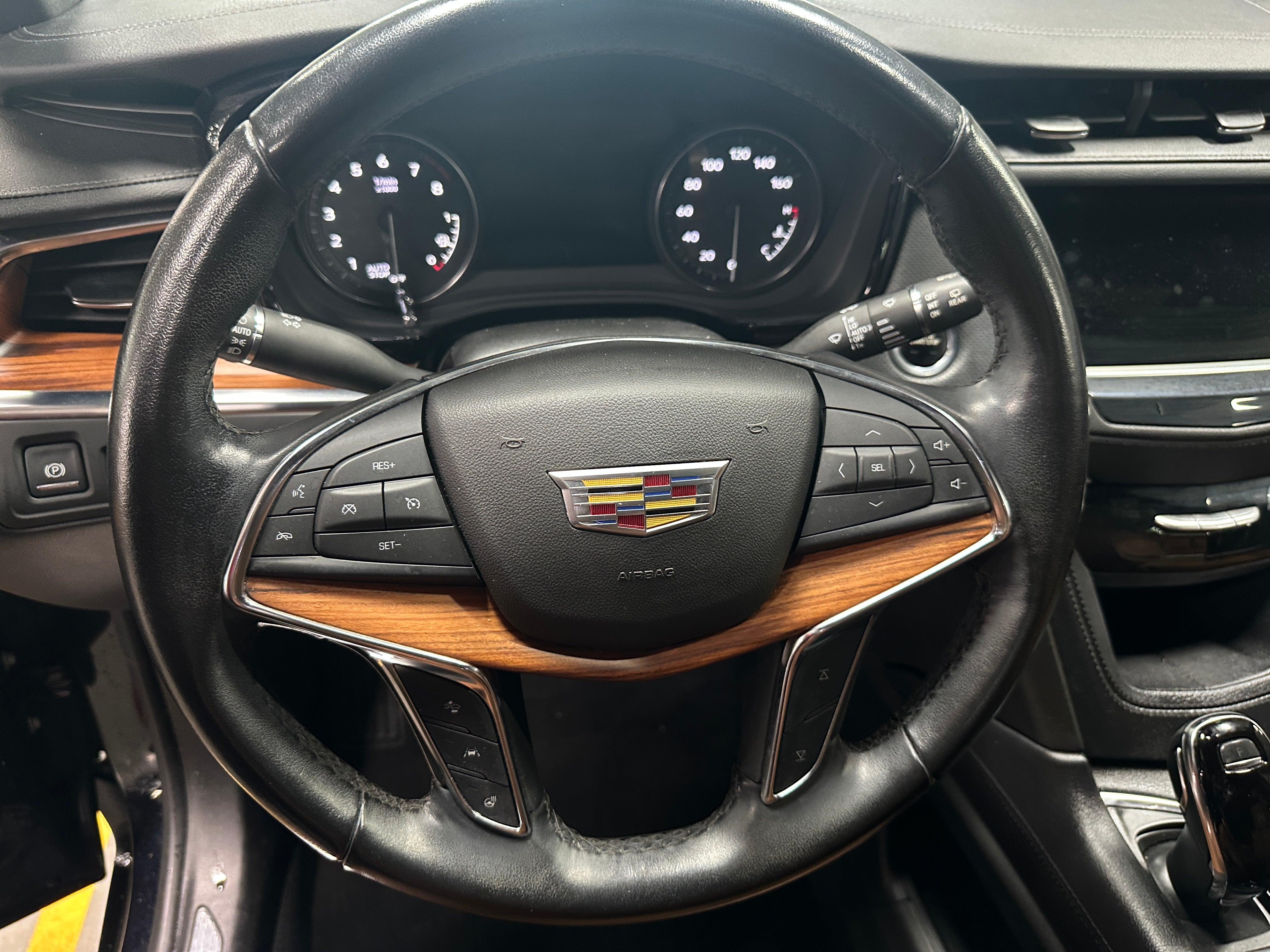 2021 Cadillac XT5 Premium Luxury 4