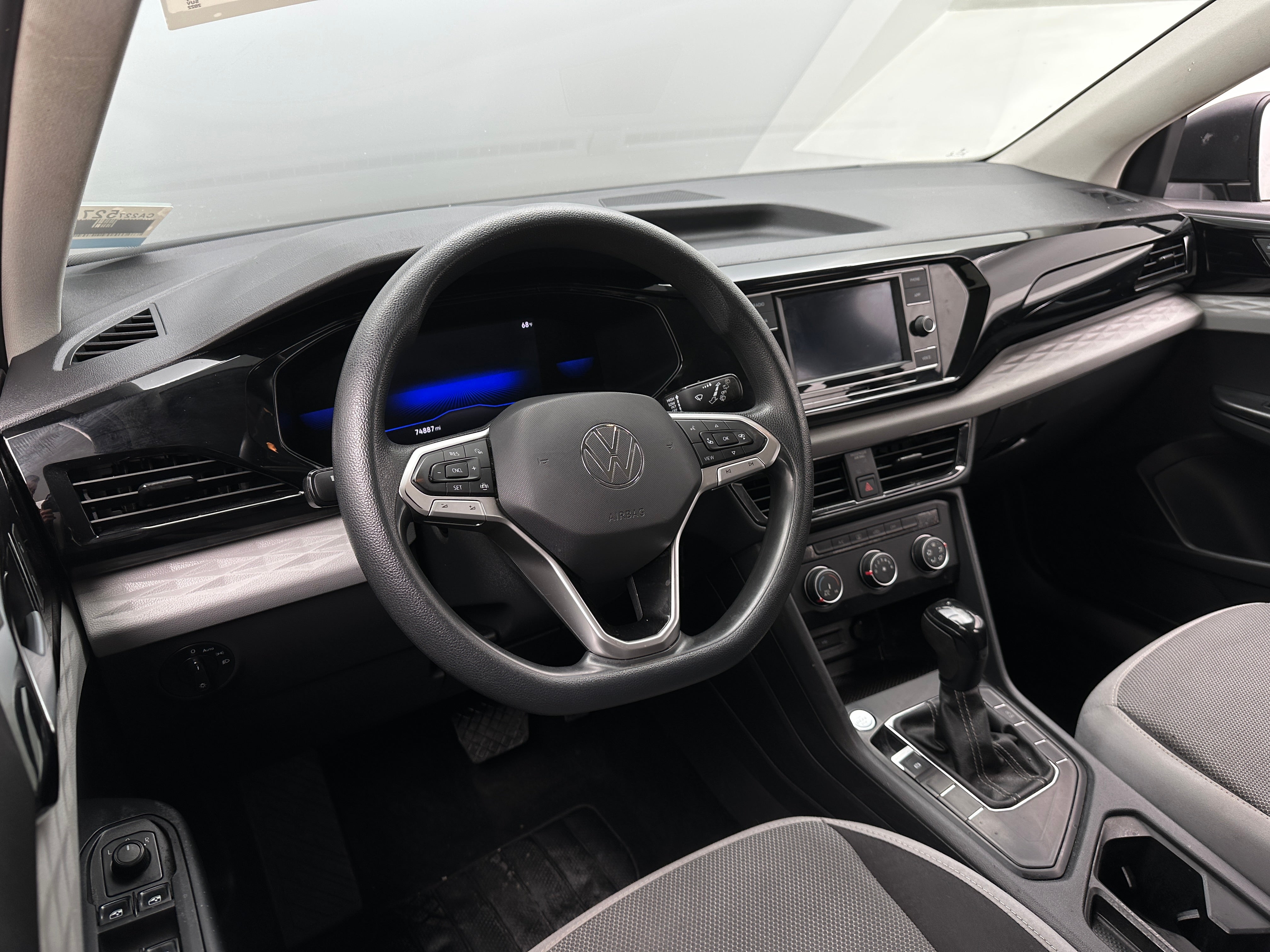 2022 Volkswagen Taos S 3