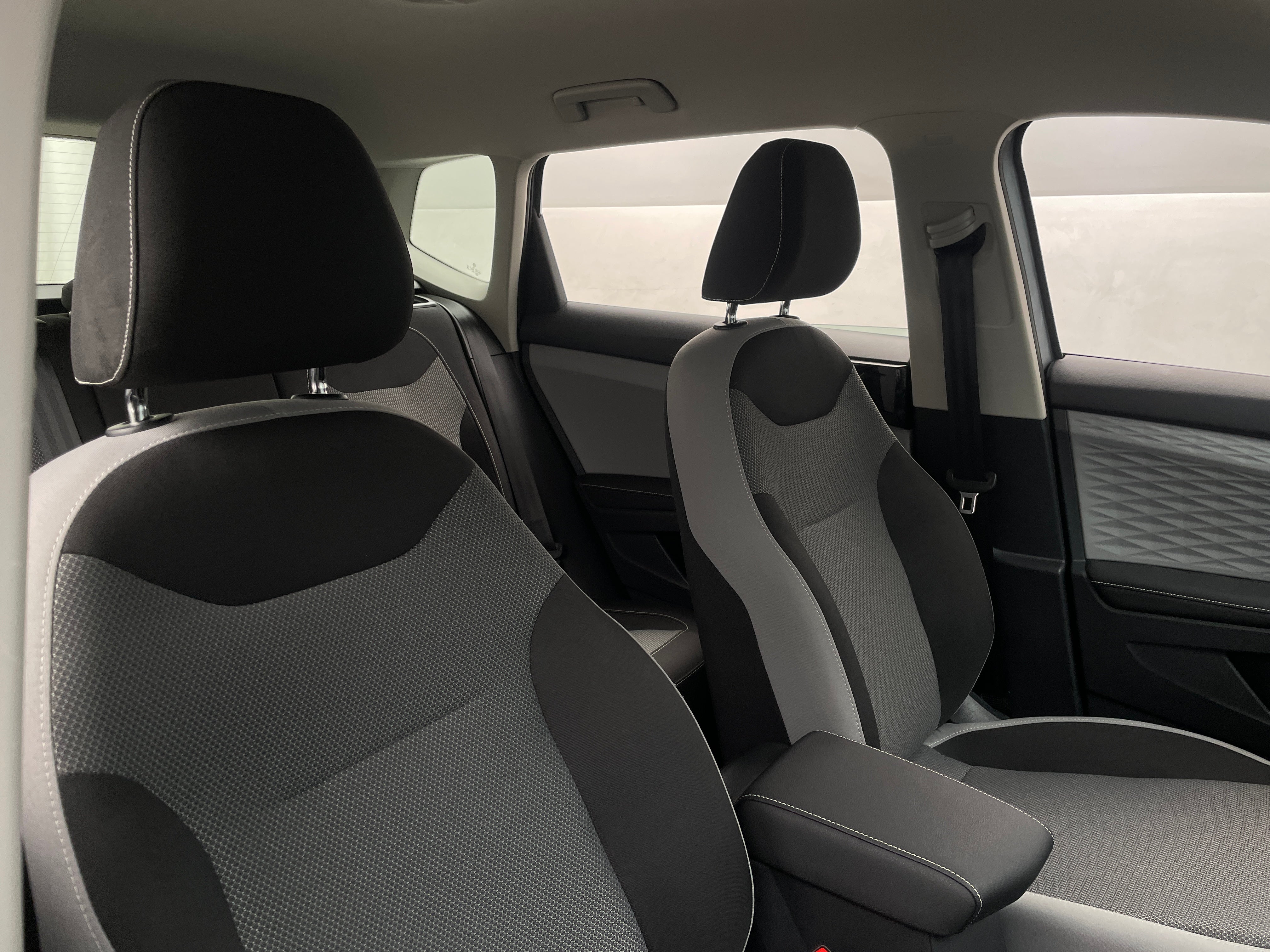 2024 Volkswagen Taos S 2