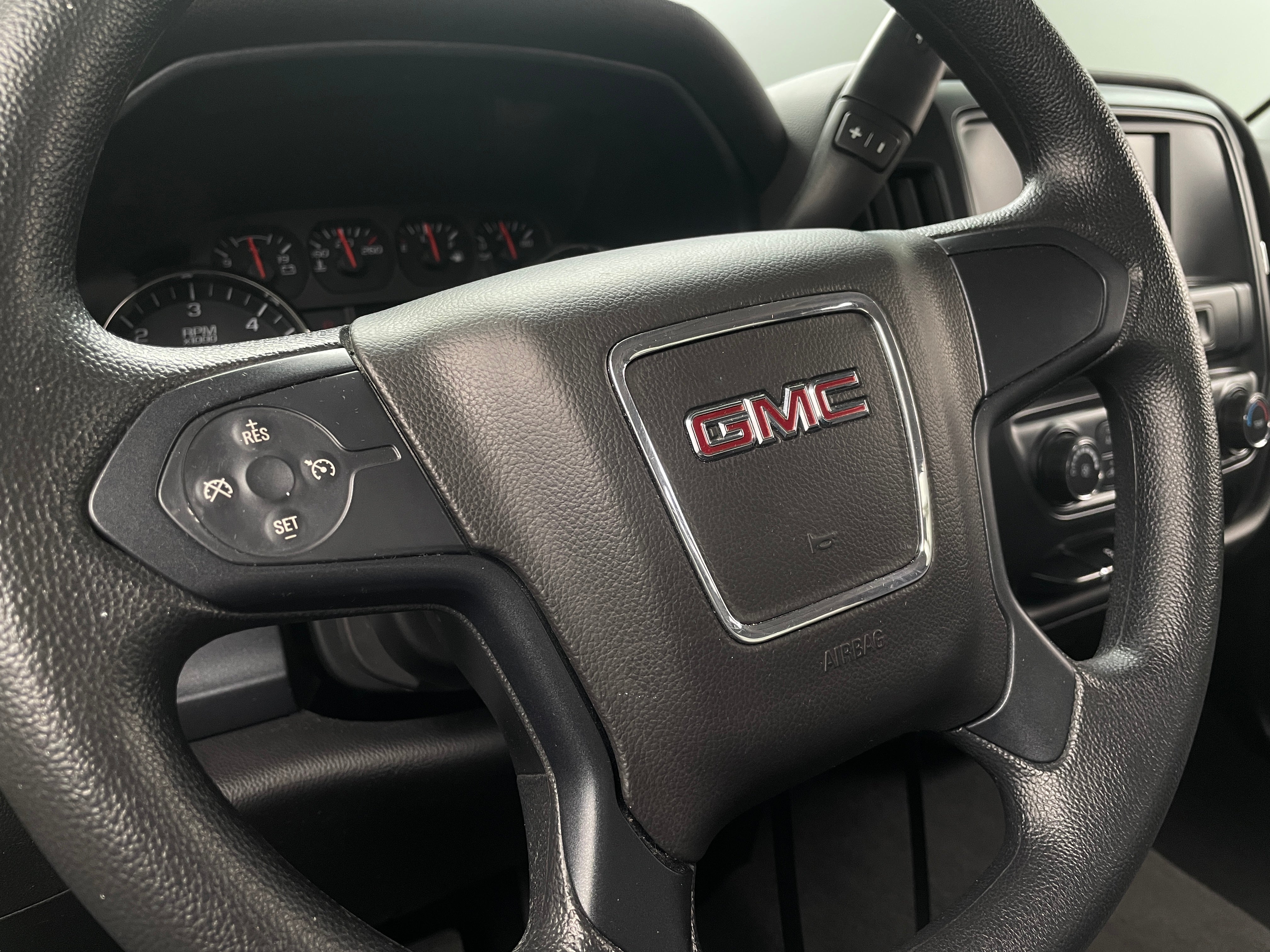 2019 GMC Sierra 1500  4