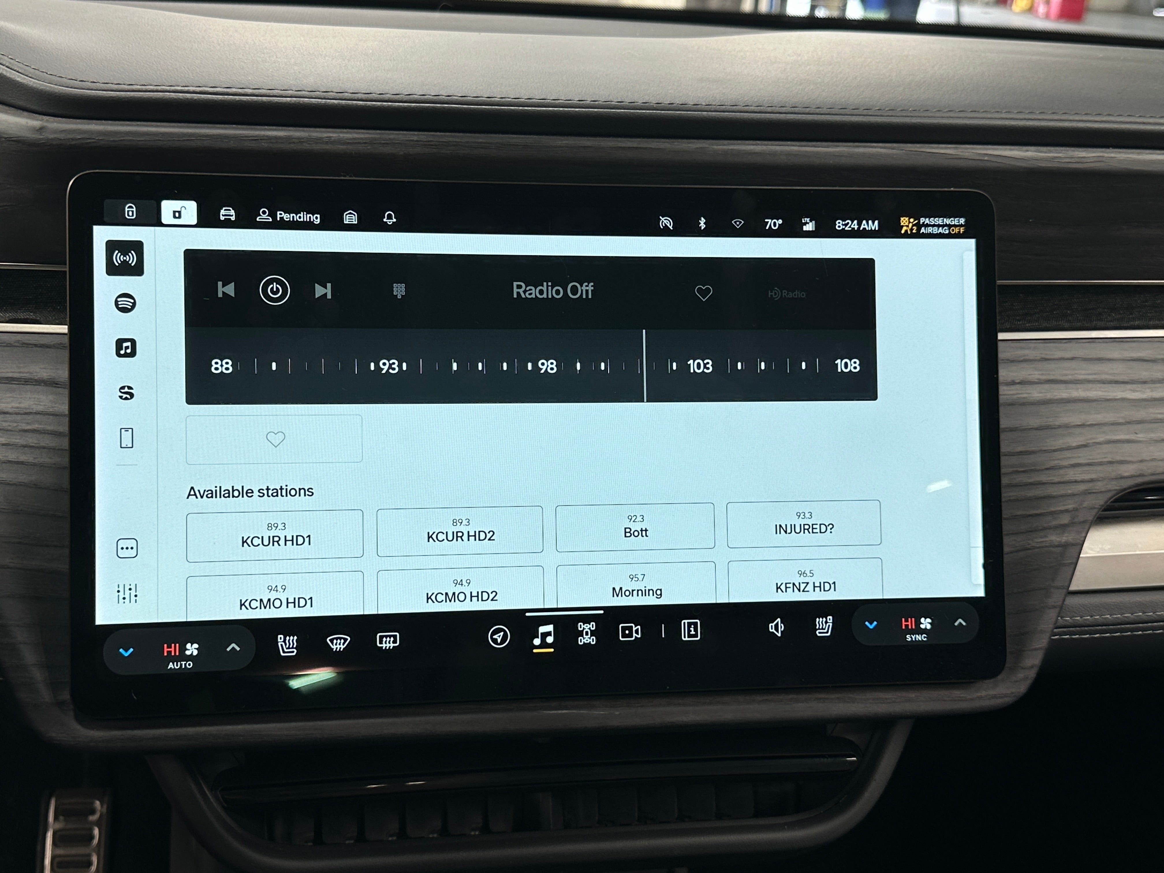 2023 Rivian R1T Adventure 3