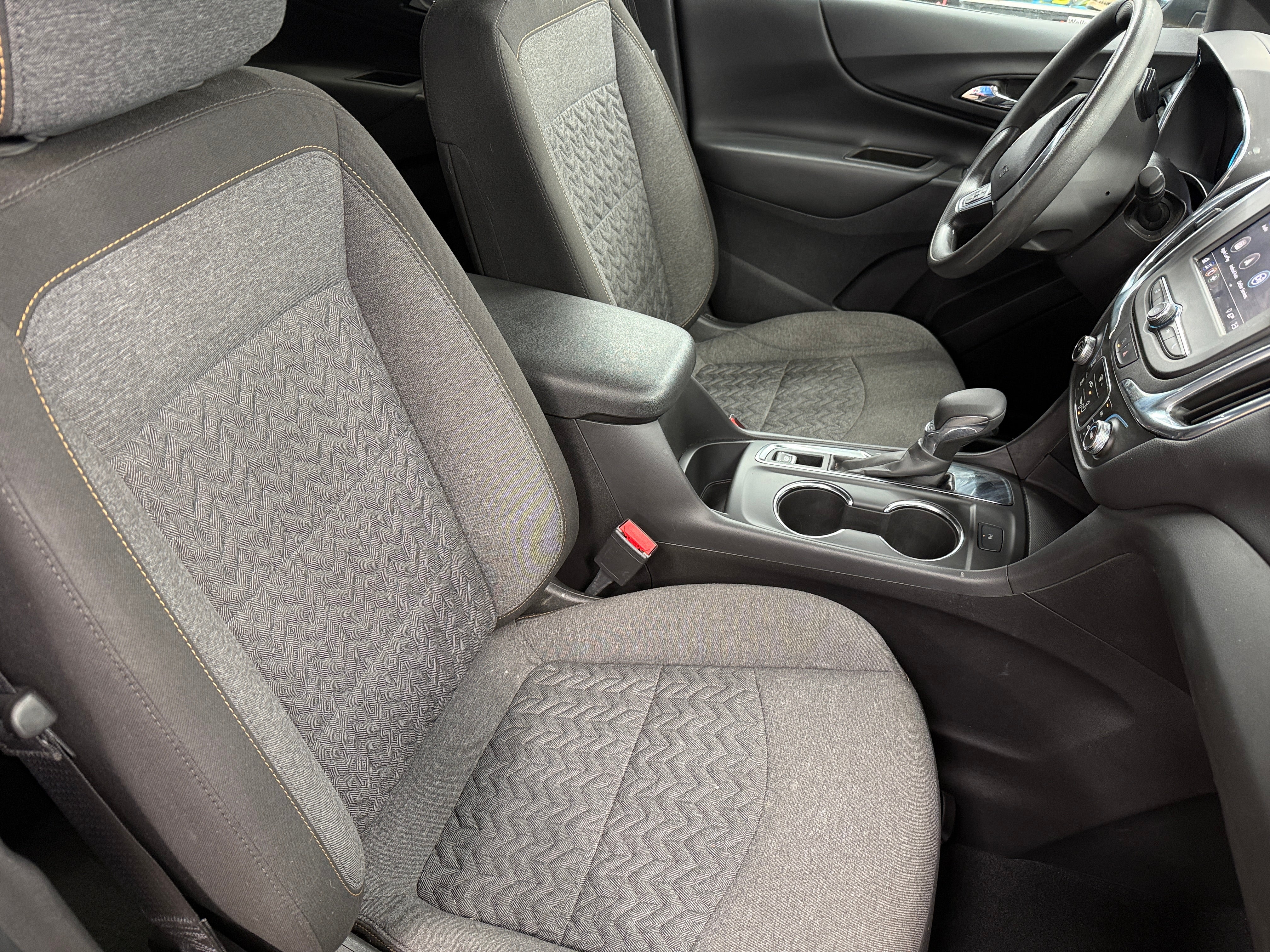 2023 Chevrolet Equinox LT 2
