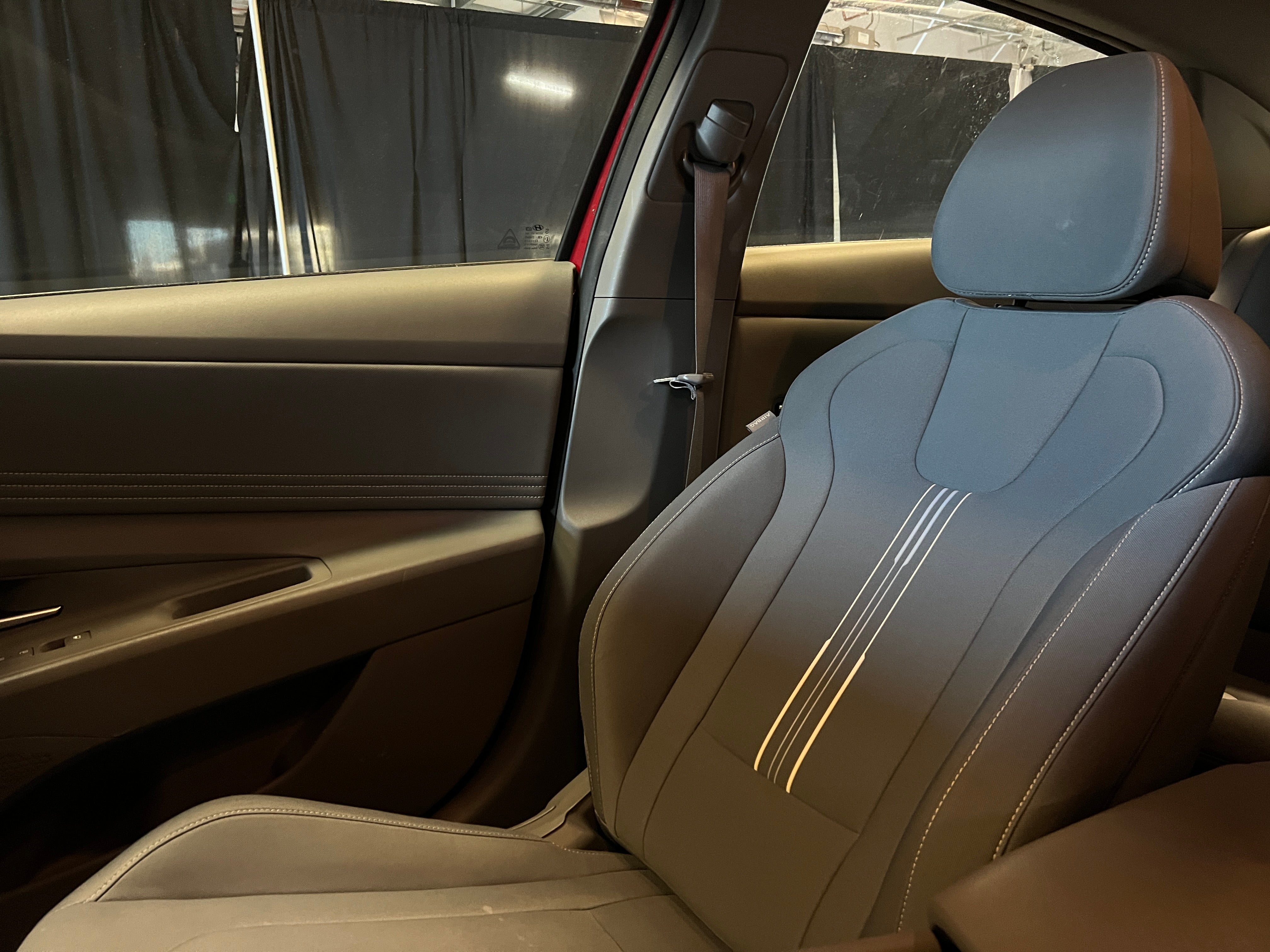 2023 Hyundai Elantra SEL 2