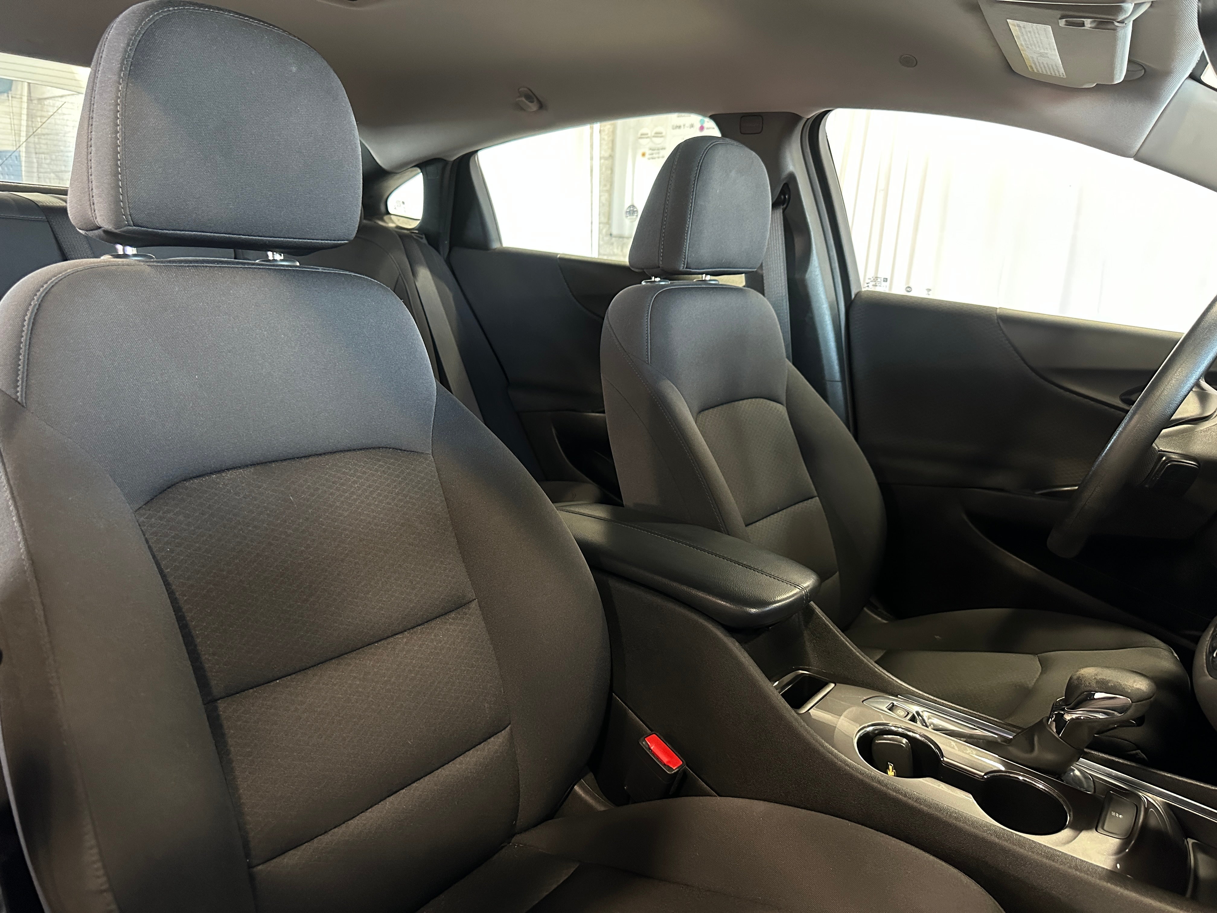 2022 Chevrolet Malibu LT 2