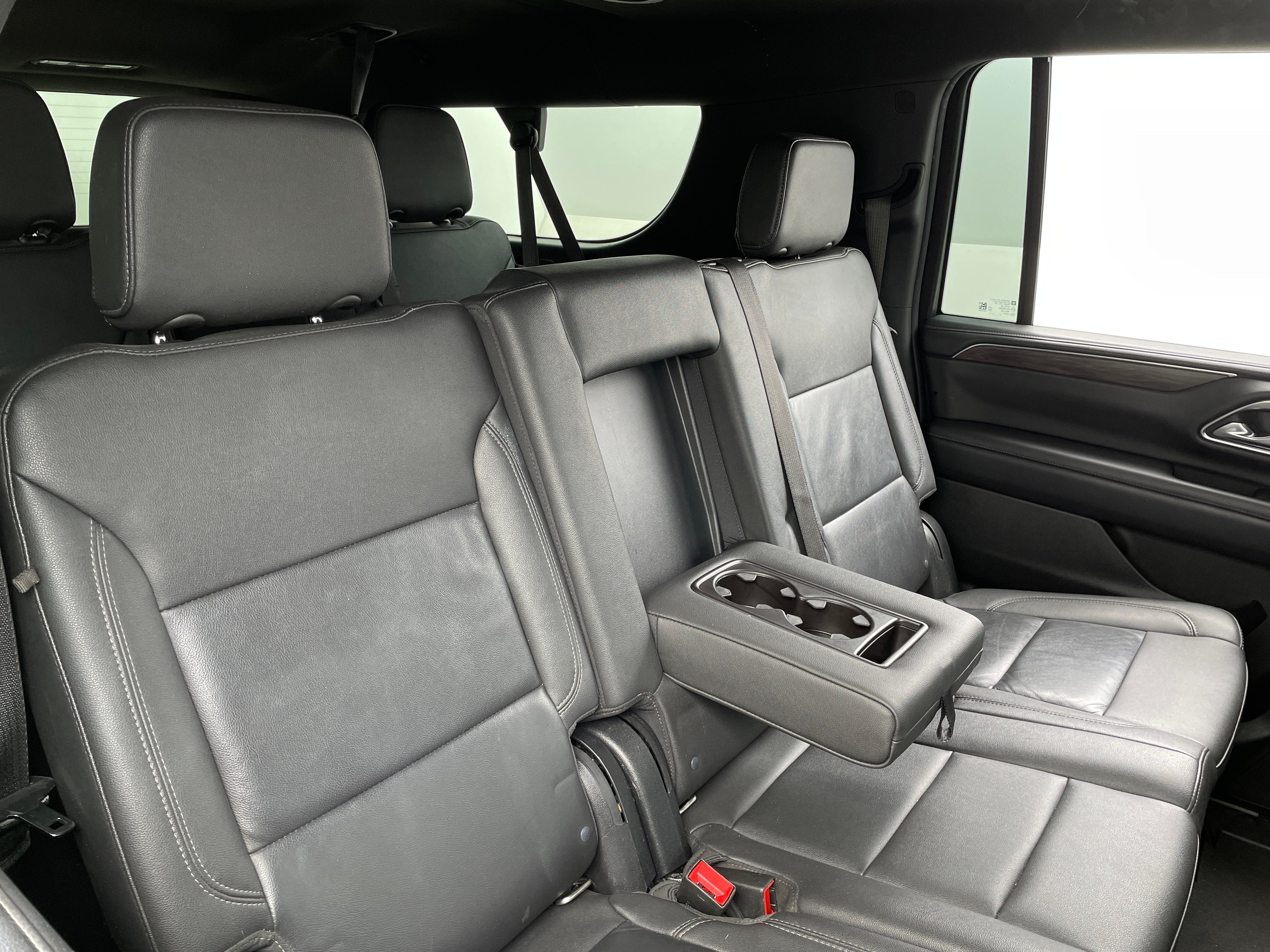 2022 Chevrolet Suburban LT 5