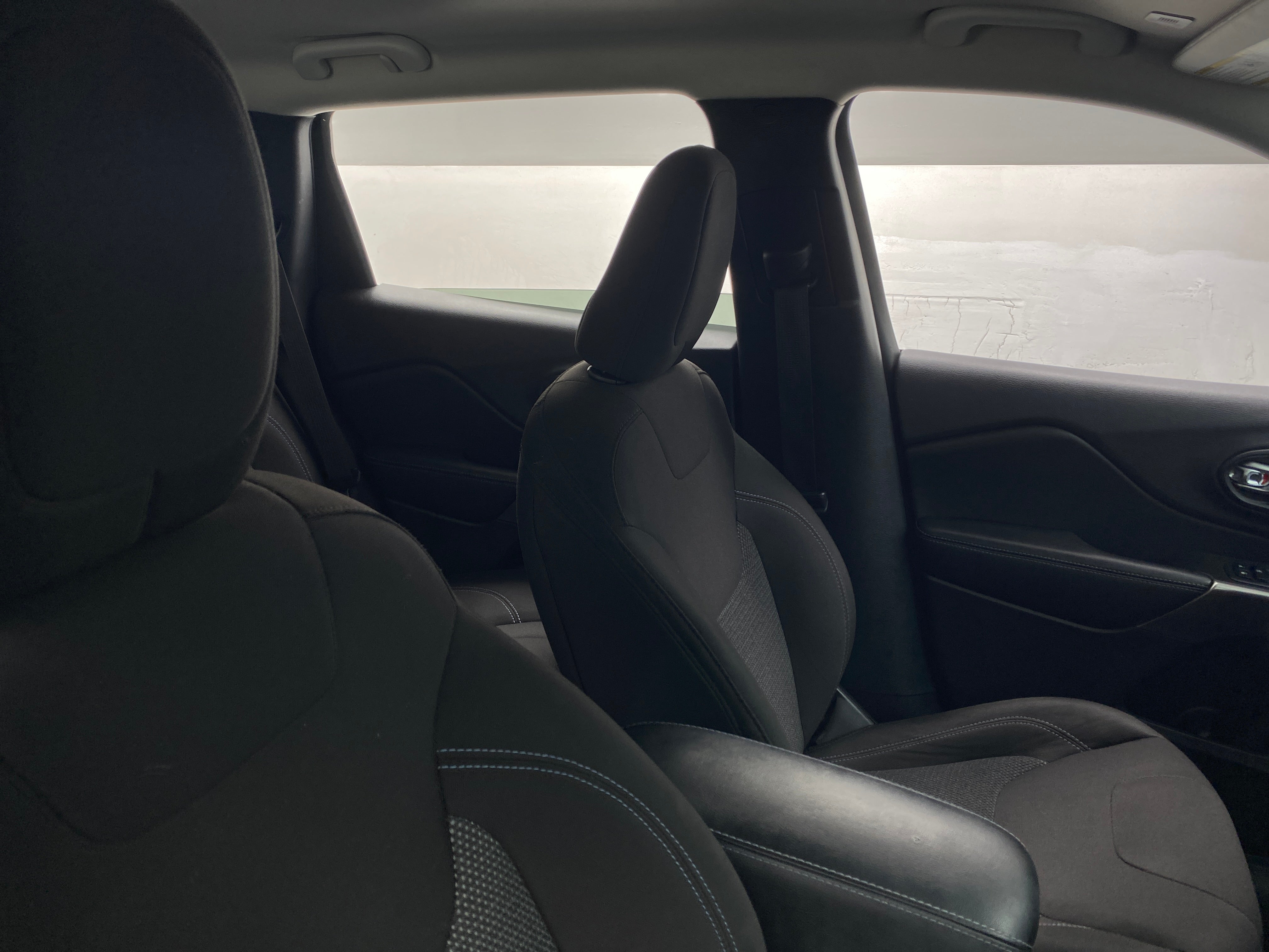 2019 Jeep Cherokee Latitude 2