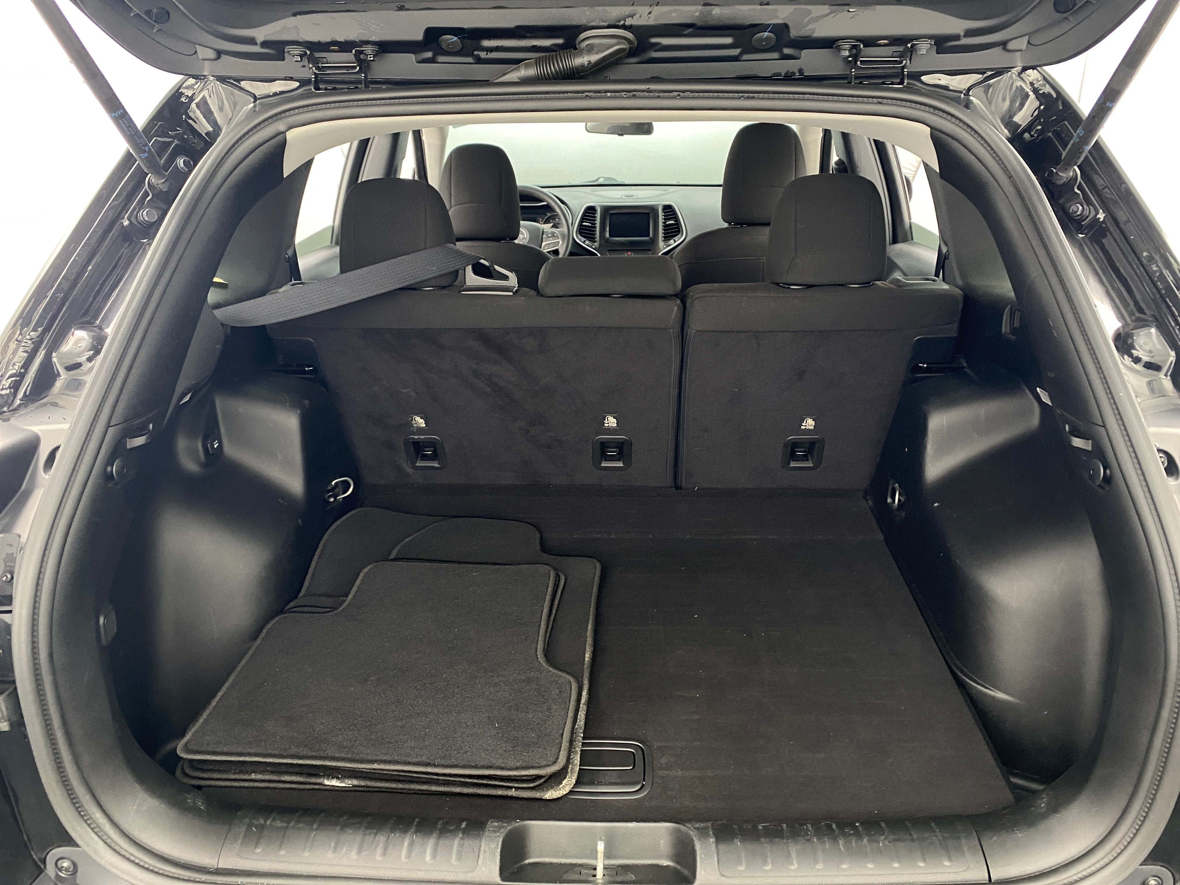 2019 Jeep Cherokee Latitude 7