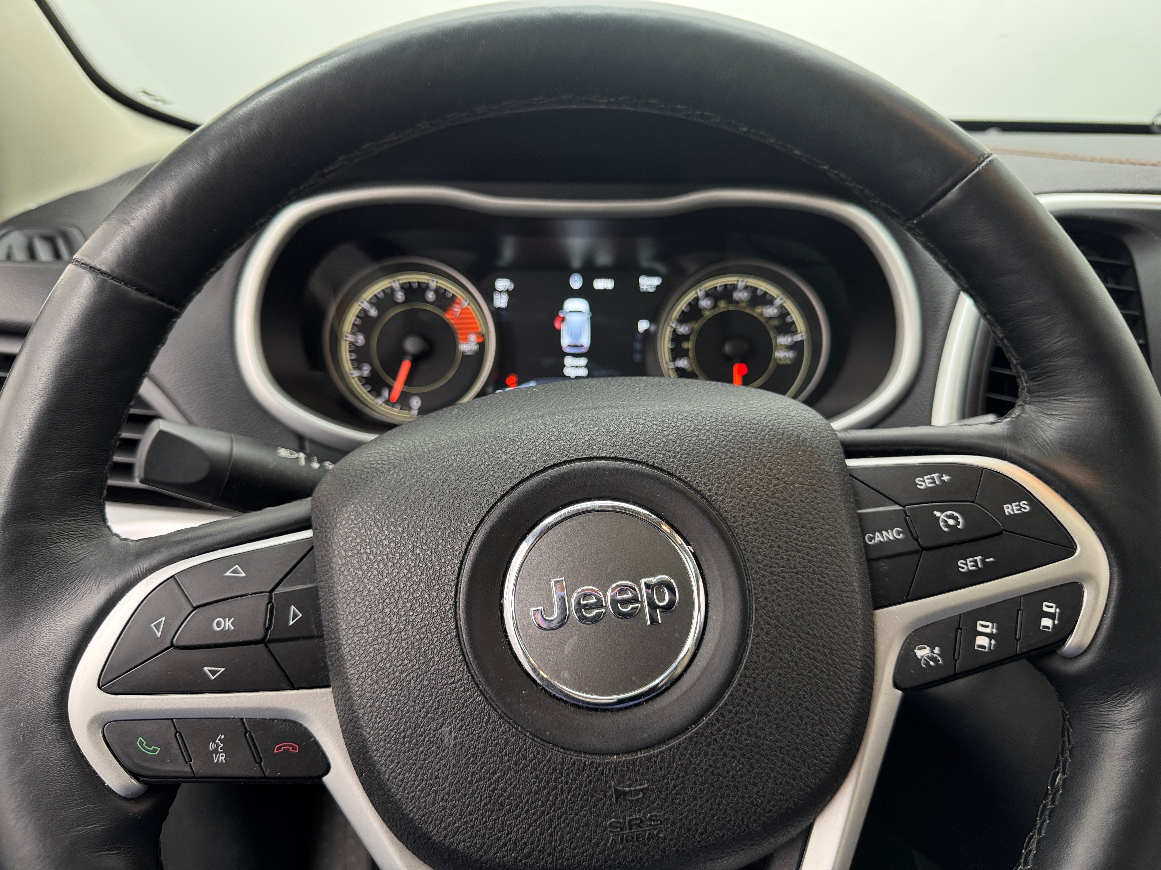 2017 Jeep Cherokee Limited Edition 4