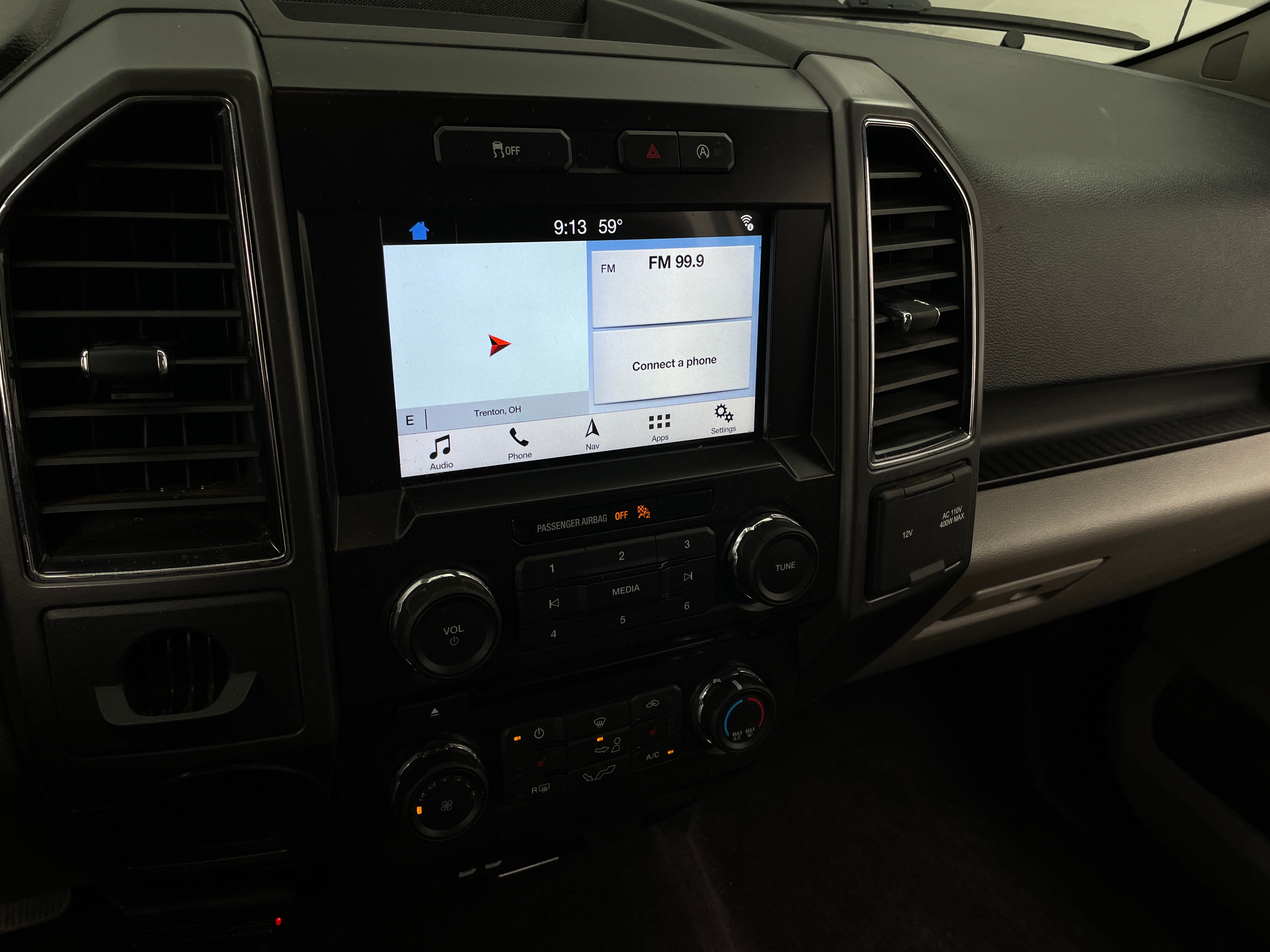 2017 Ford Econoline E-150 4